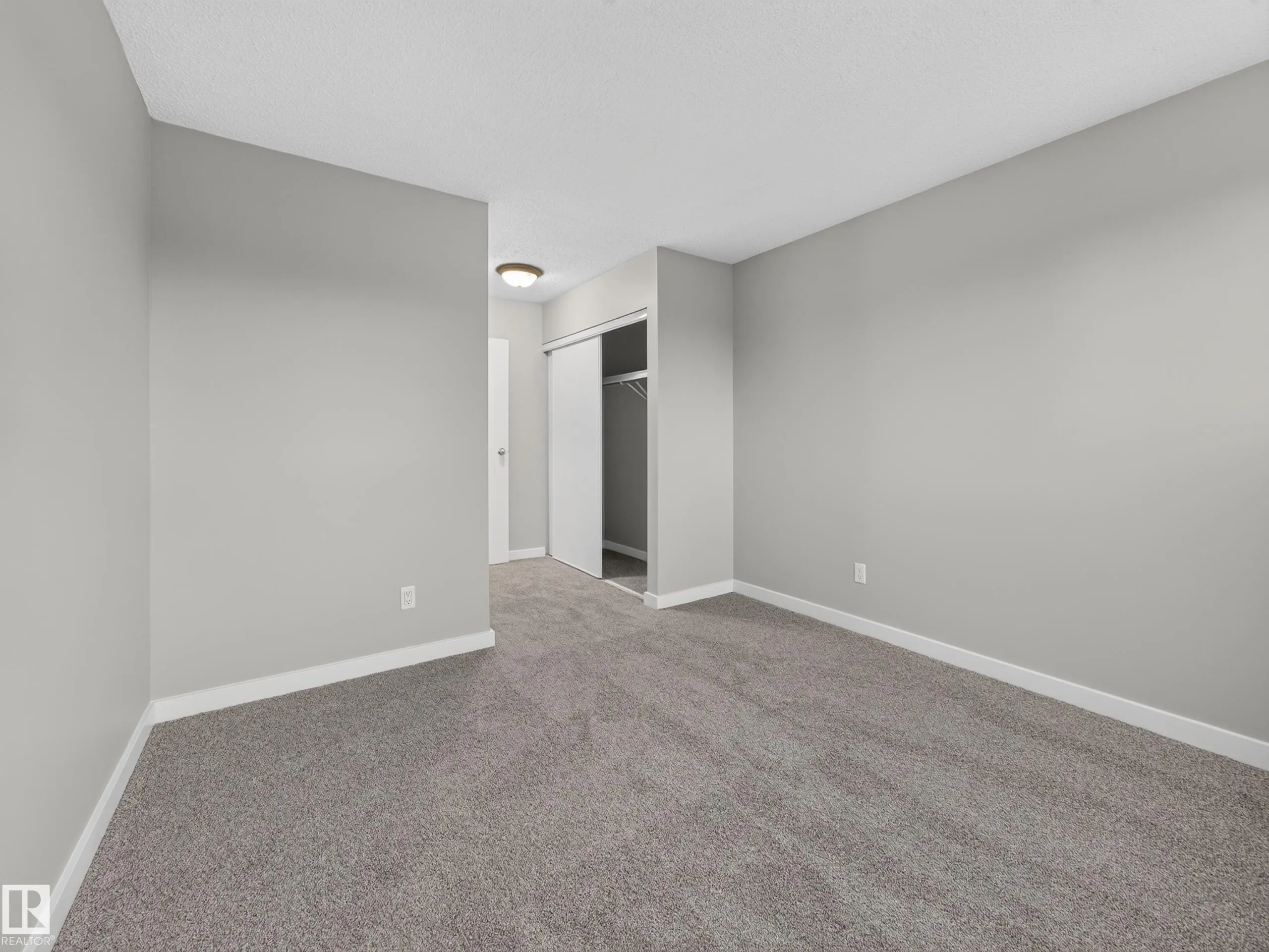 1514A 69 Street