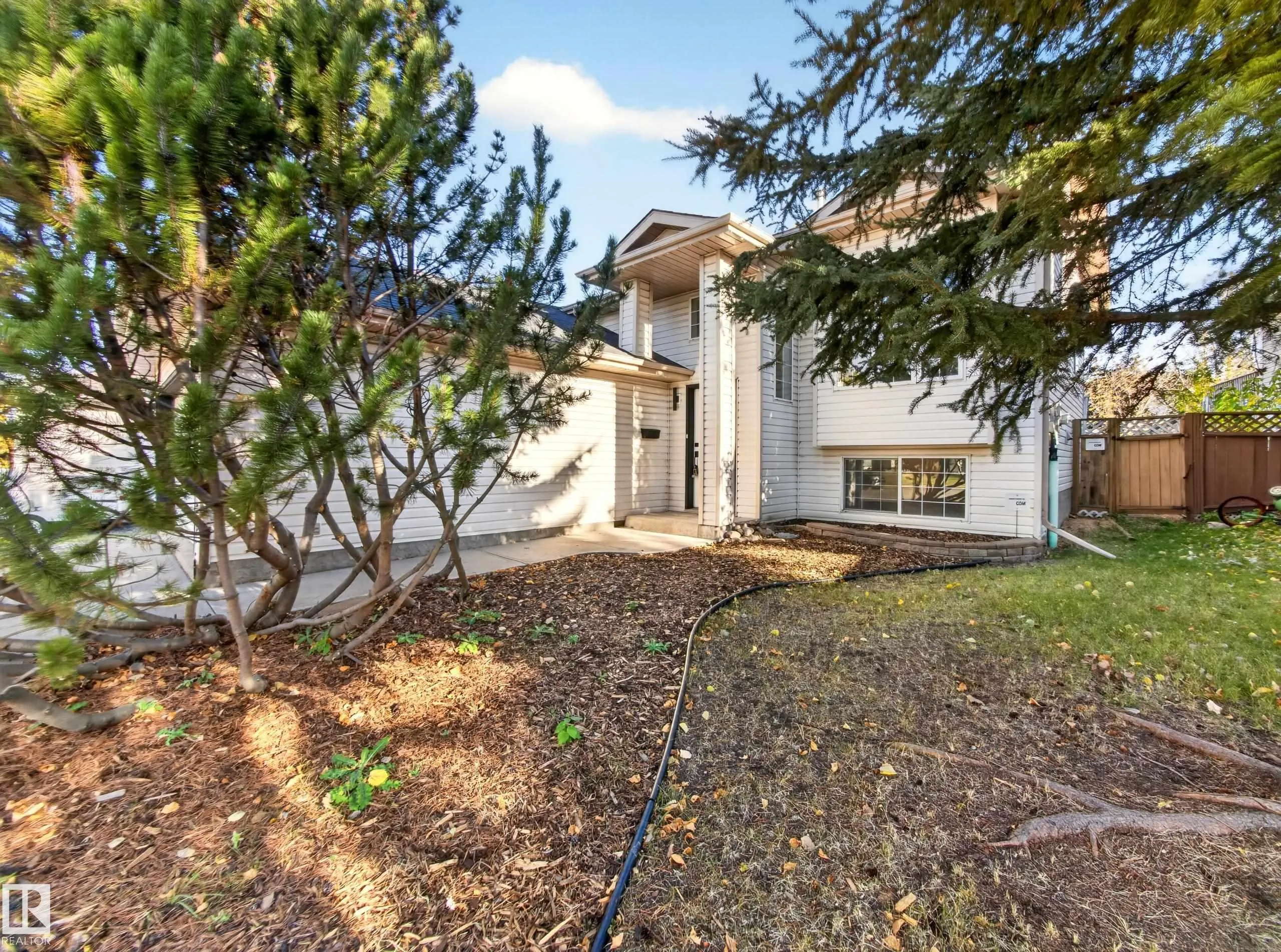 310 REGENCY Drive