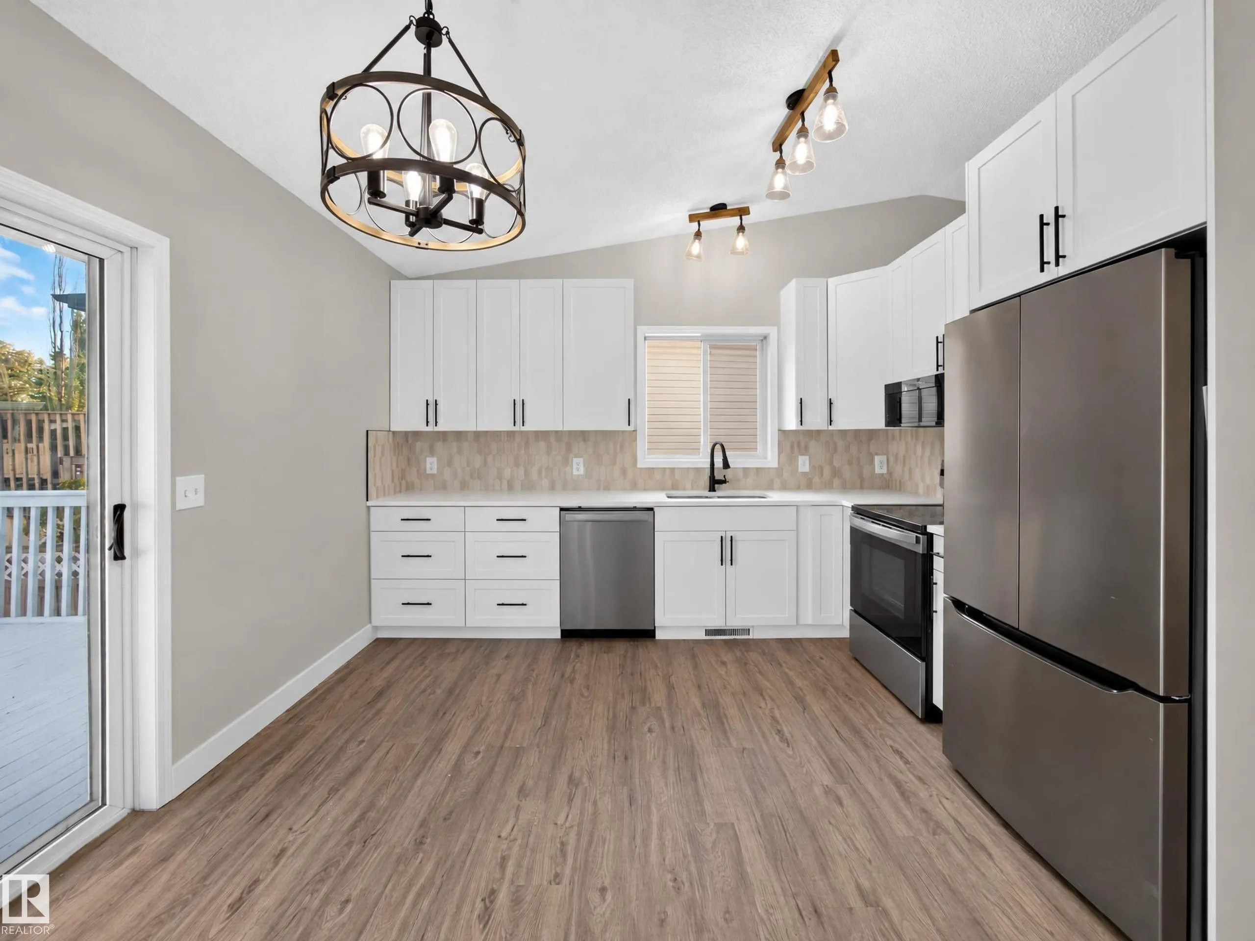 310 REGENCY Drive