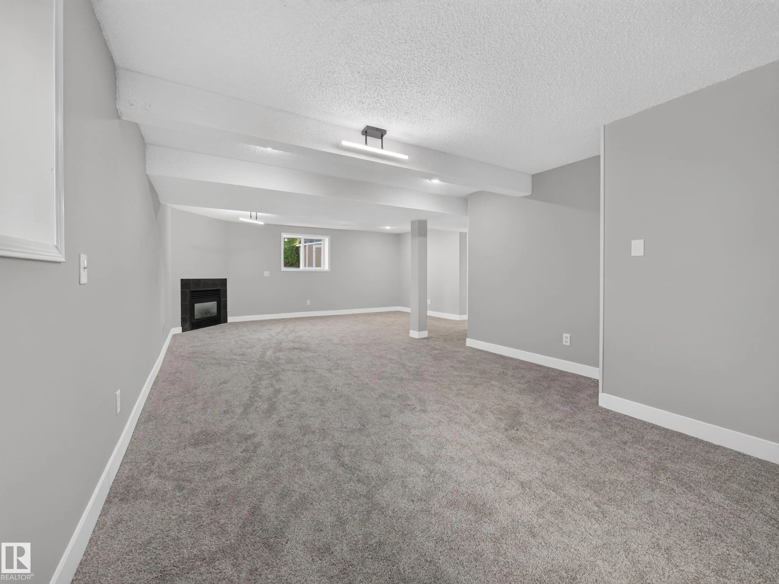 310 REGENCY Drive