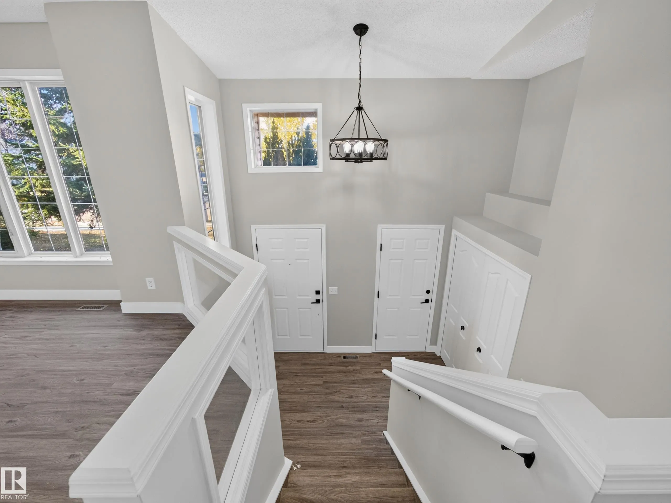 310 REGENCY Drive