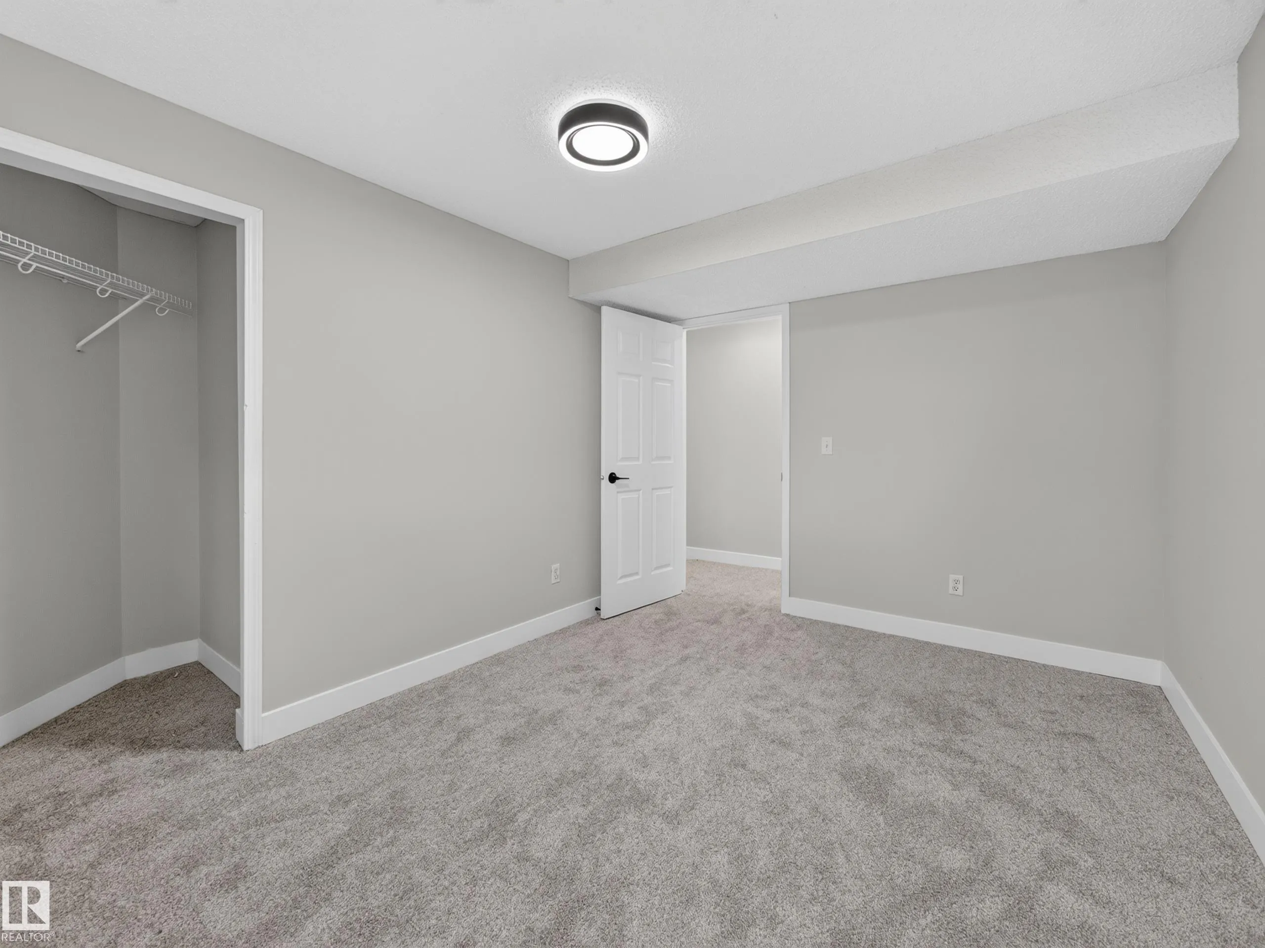 310 REGENCY Drive