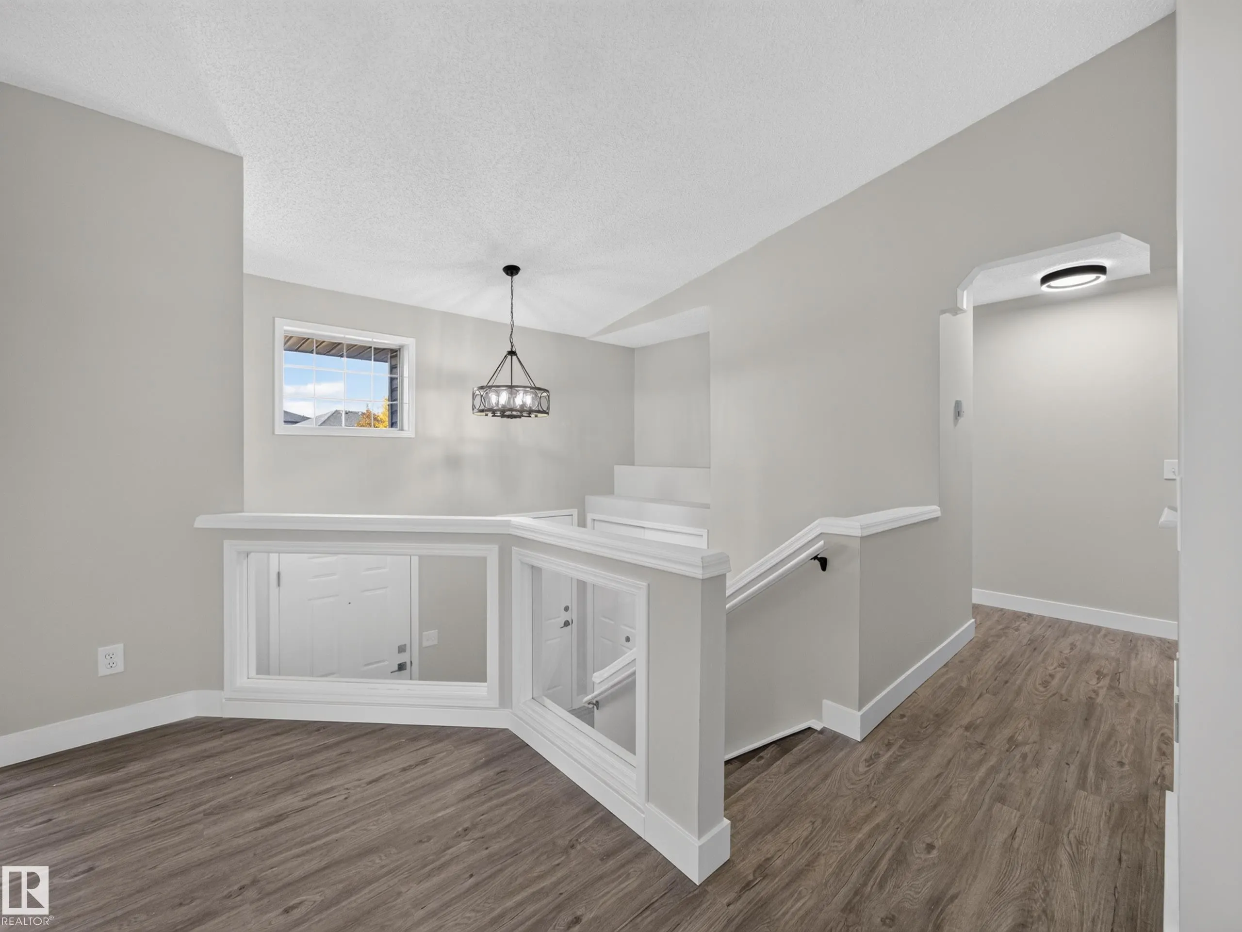 310 REGENCY Drive