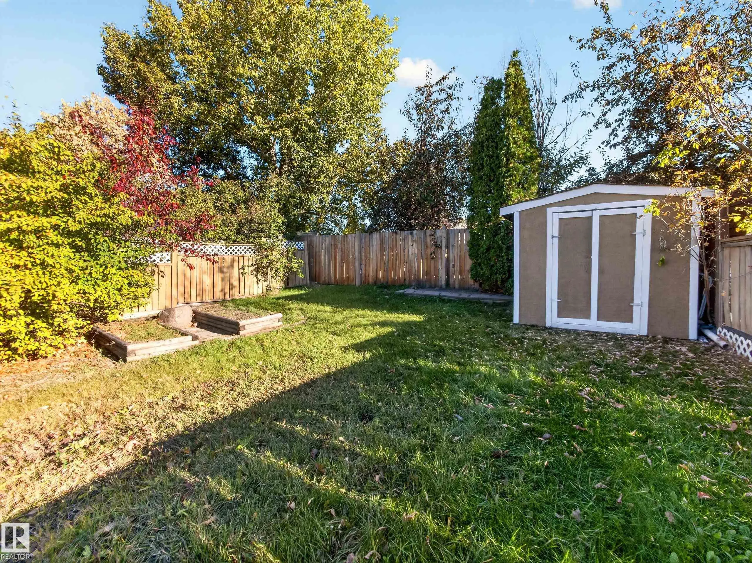 310 REGENCY Drive