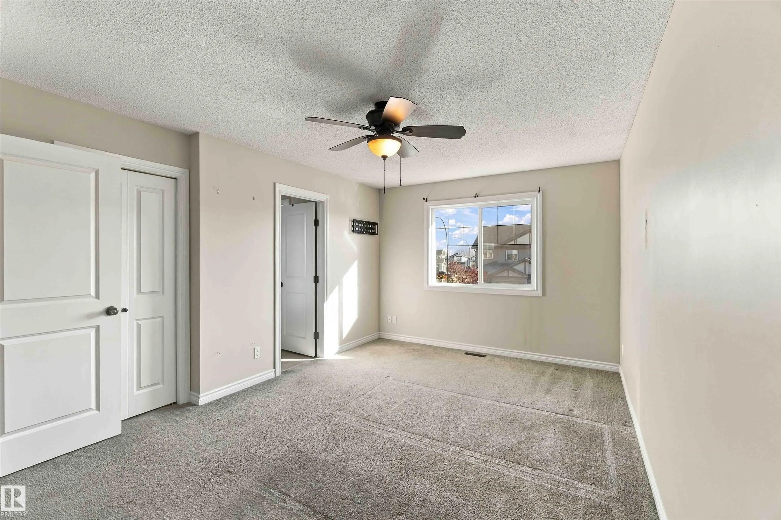 3 PETER Street