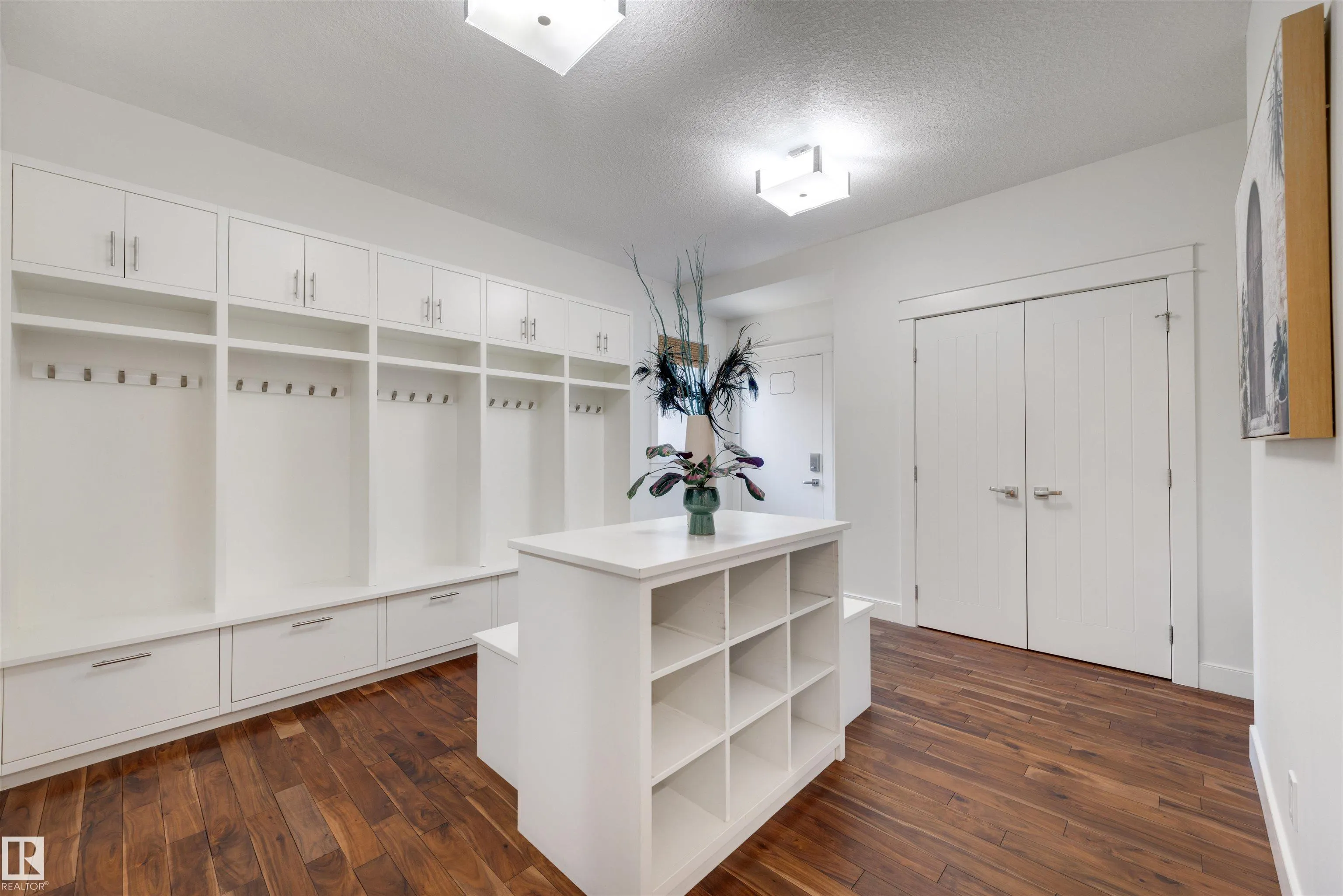 2464 CAMERON RAVINE Drive