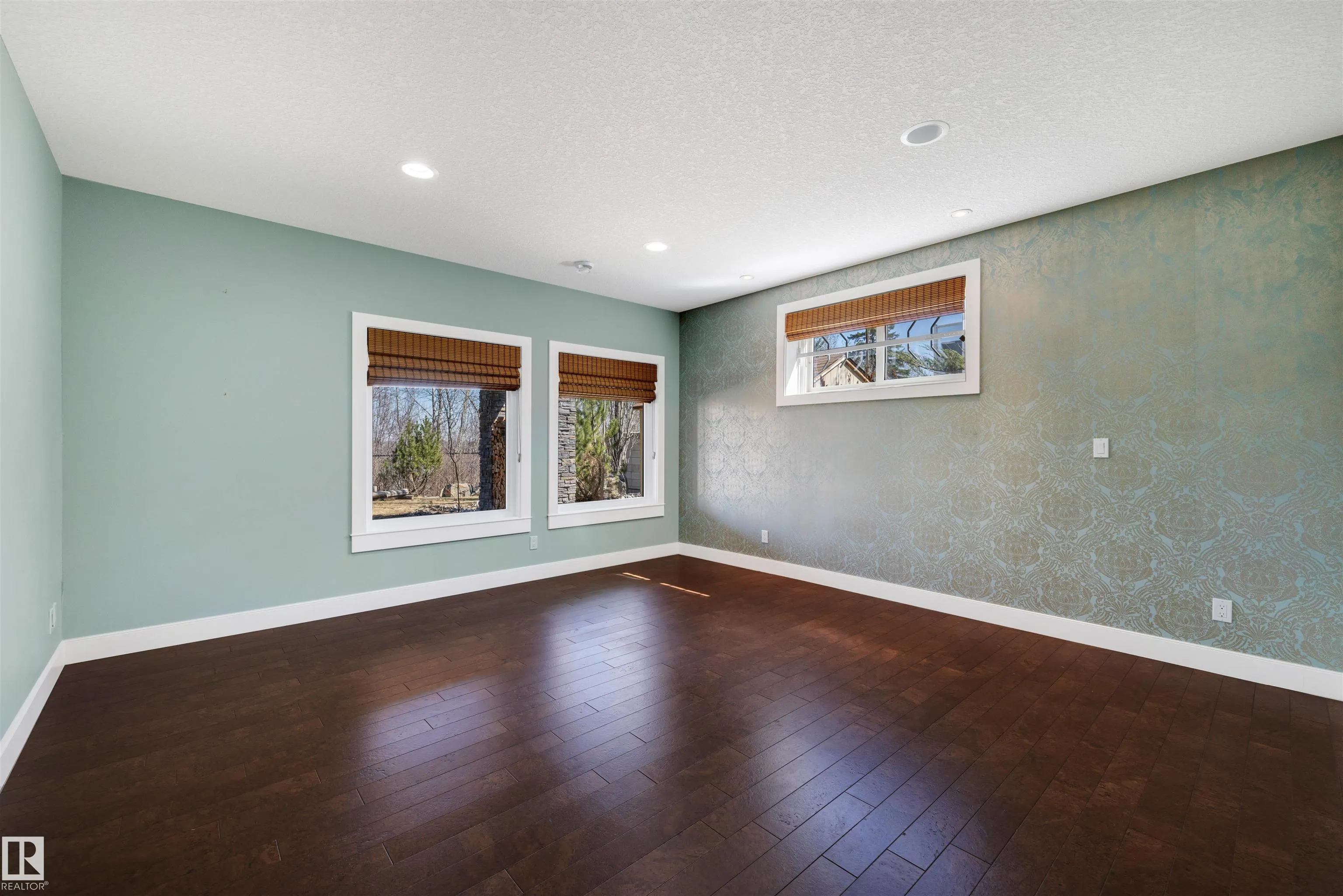 2464 CAMERON RAVINE Drive