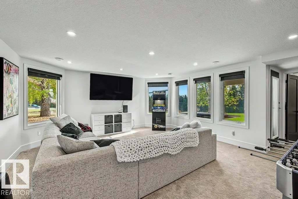 54324 BELLEROSE Drive