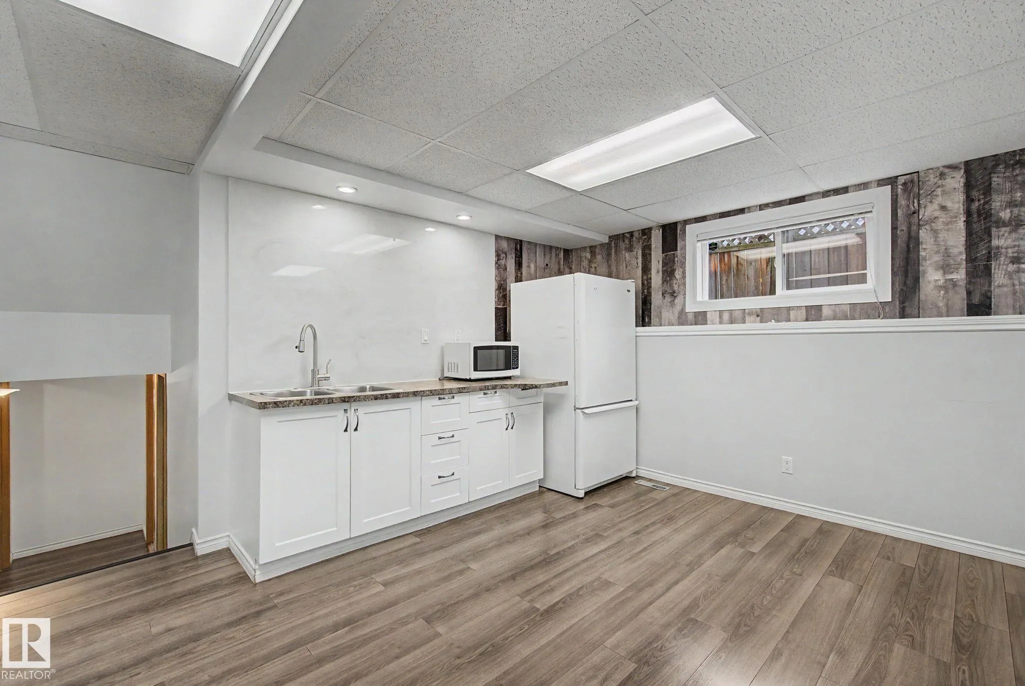 30 MATTHEW Road