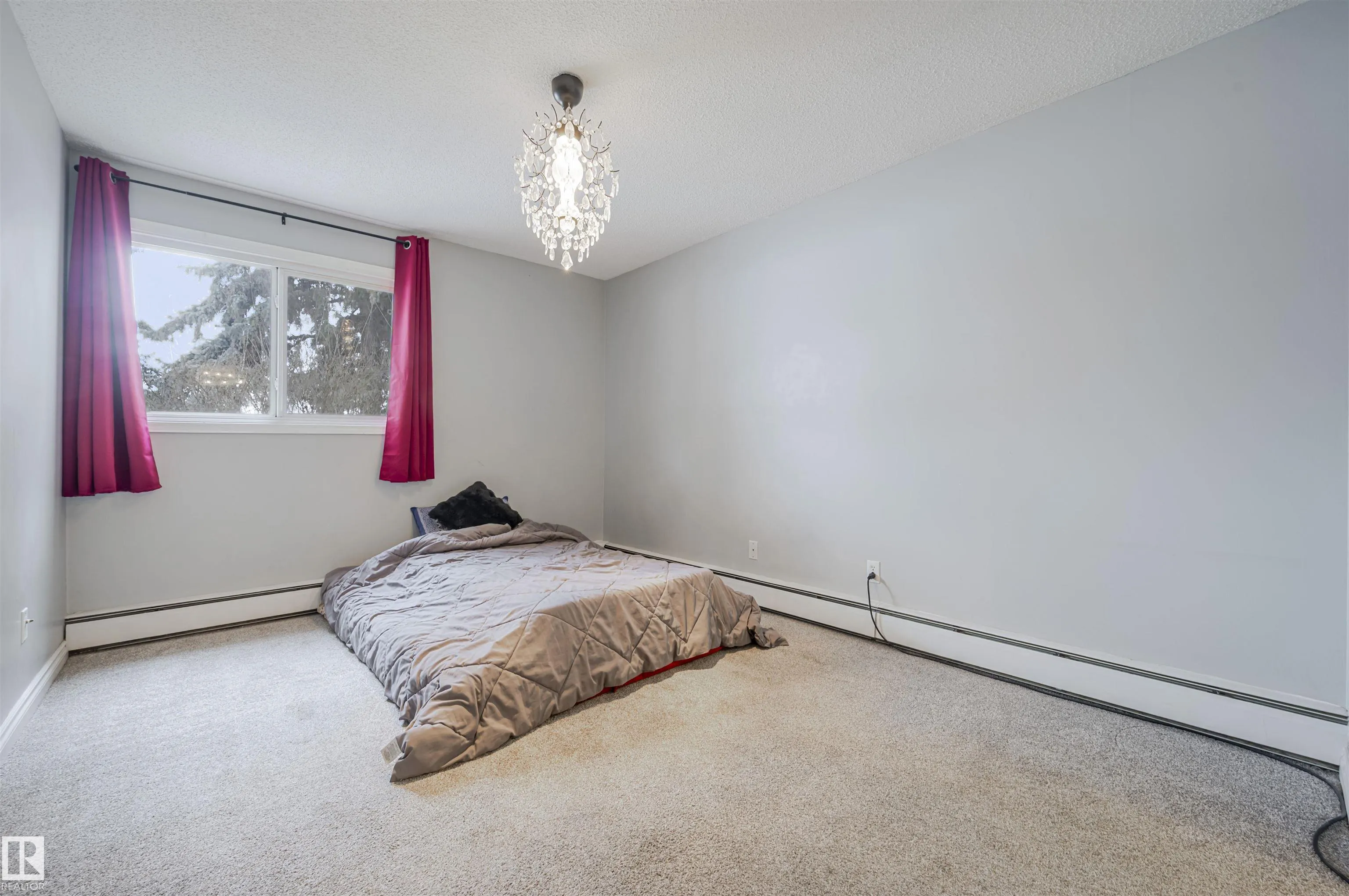 316 Woodbridge Way