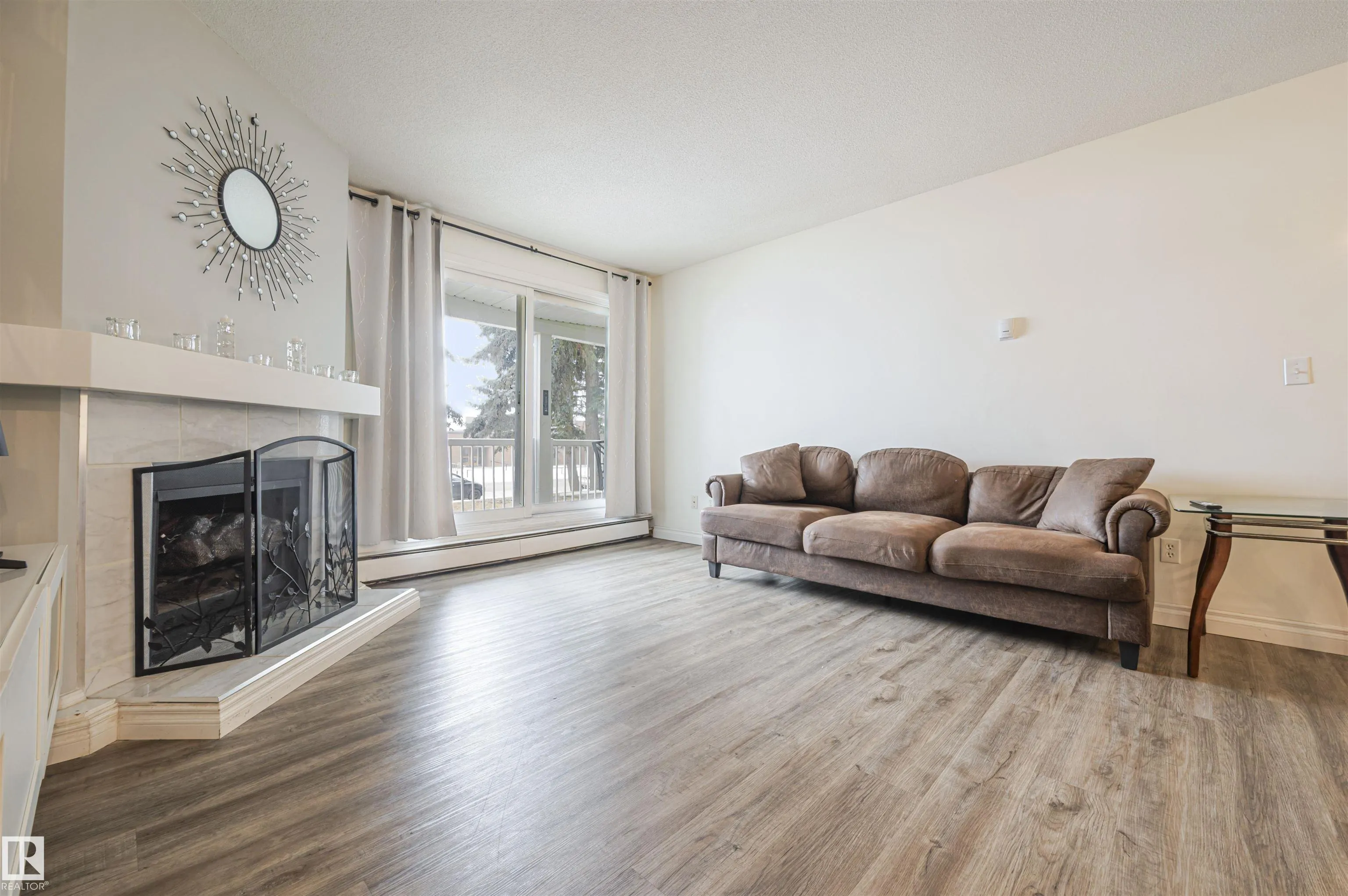316 Woodbridge Way