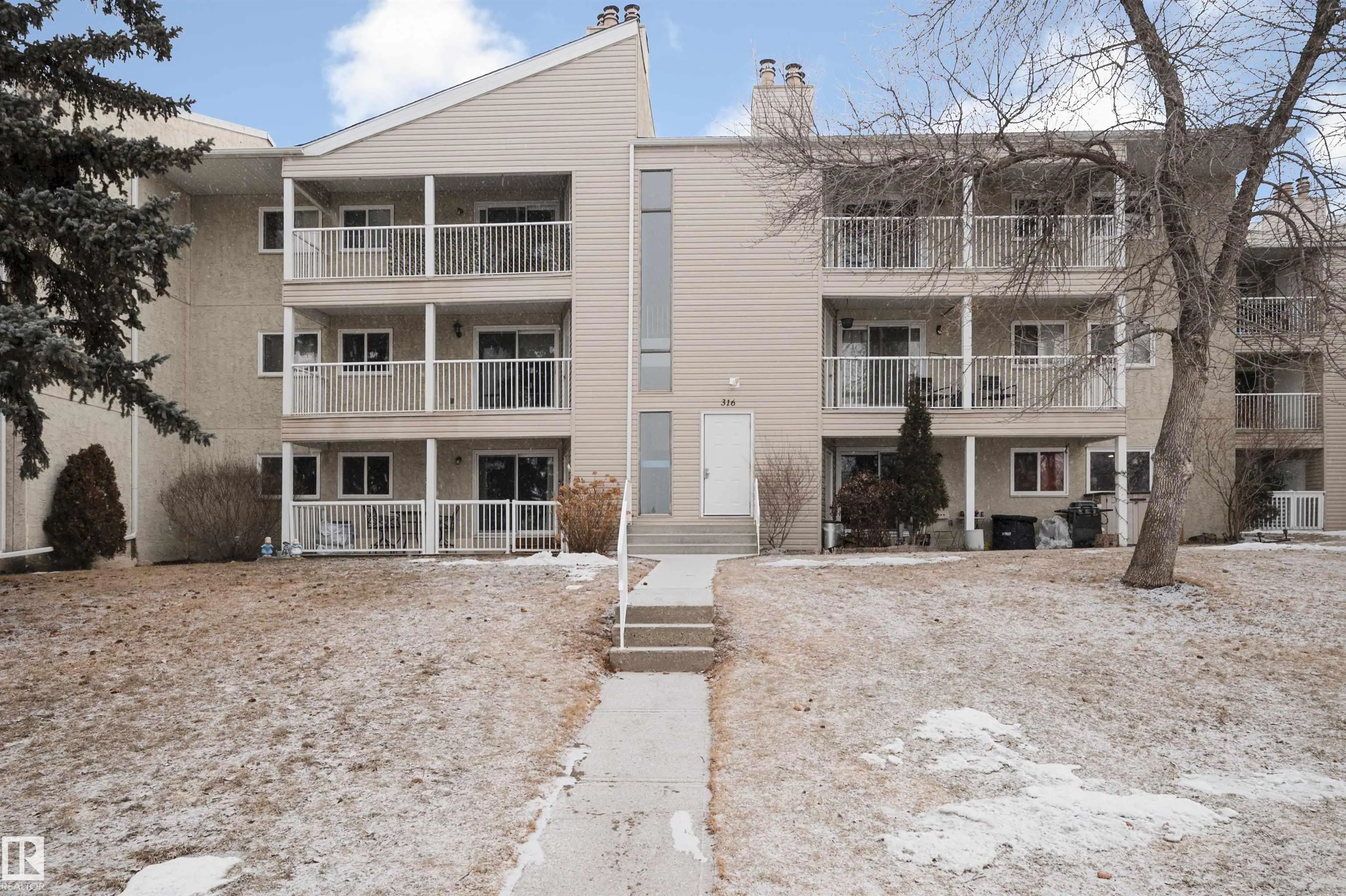 316 Woodbridge Way