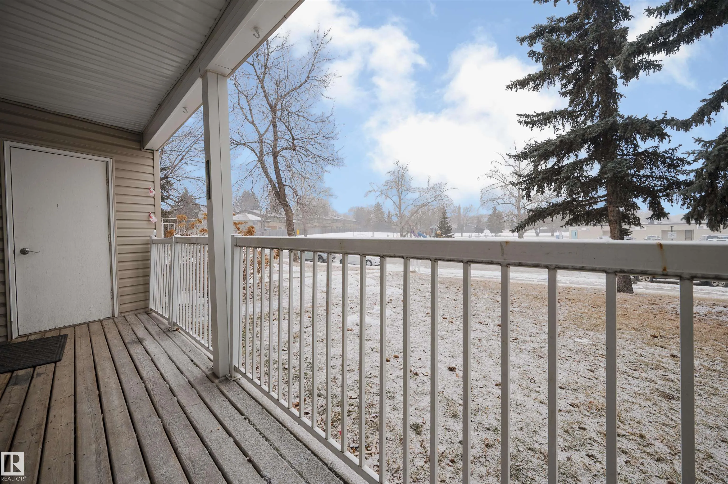 316 Woodbridge Way