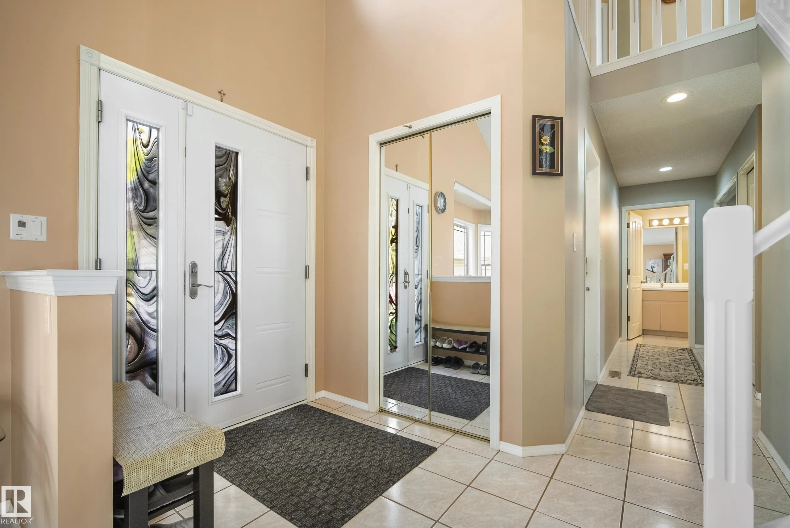 38 DEANE Crescent