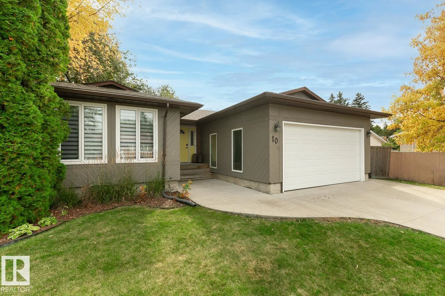 10 MARLBORO Place