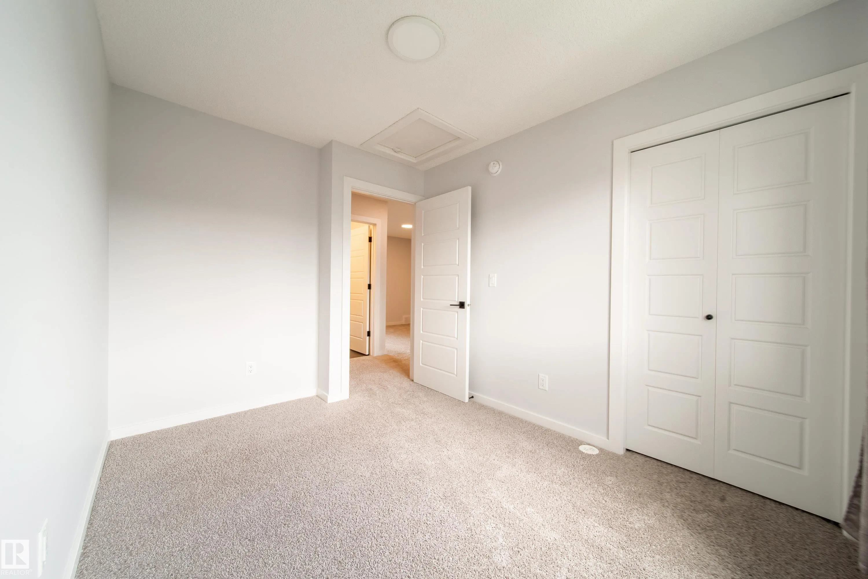 7109 Chivers Close
