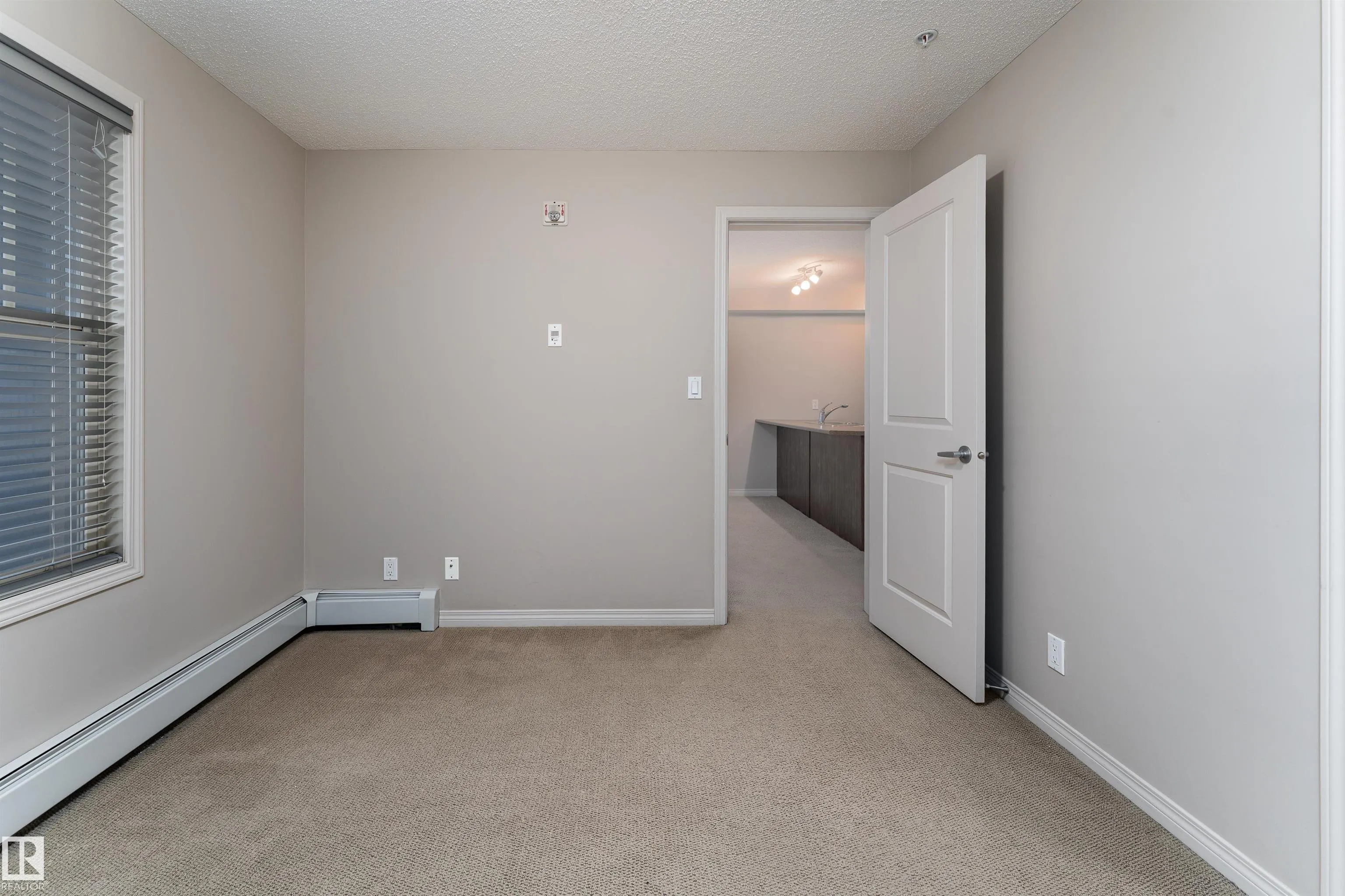 105 AMBLESIDE Drive