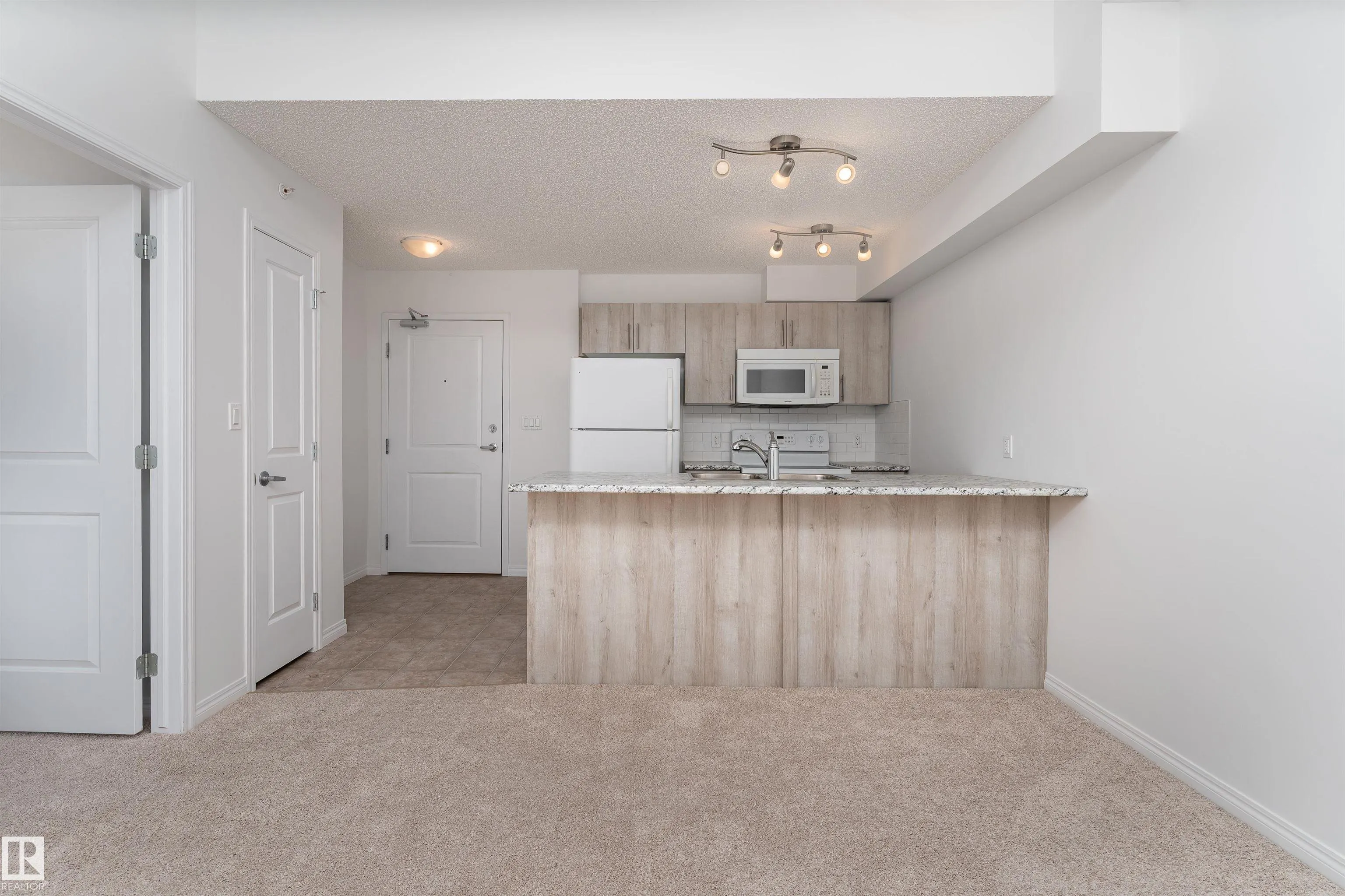 105 AMBLESIDE Drive