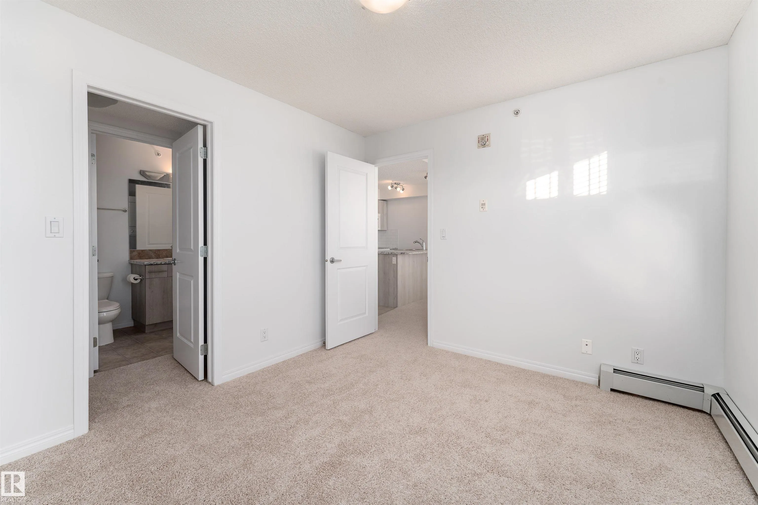 105 AMBLESIDE Drive