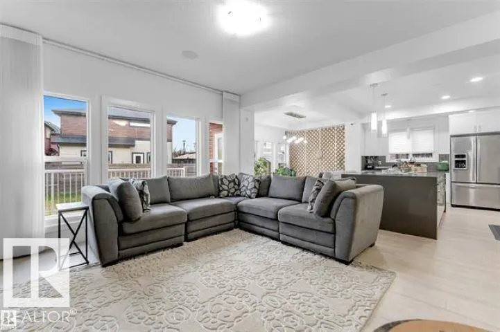 718 CHARLESWORTH Way