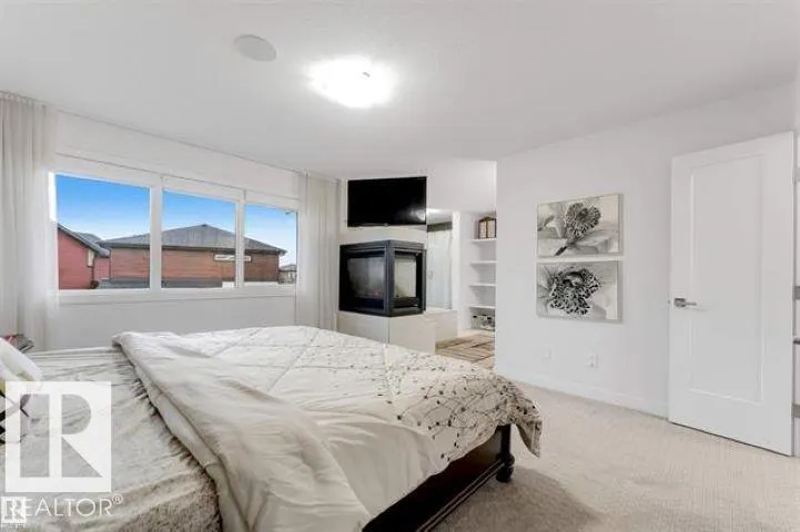 718 CHARLESWORTH Way