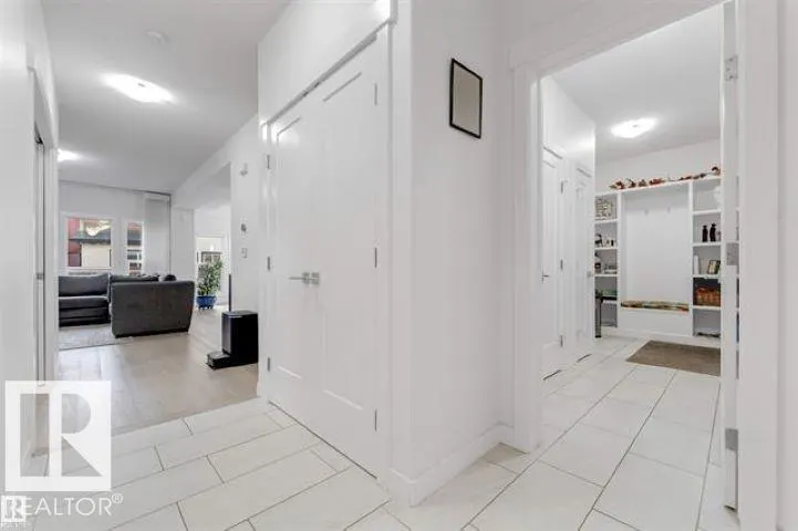 718 CHARLESWORTH Way