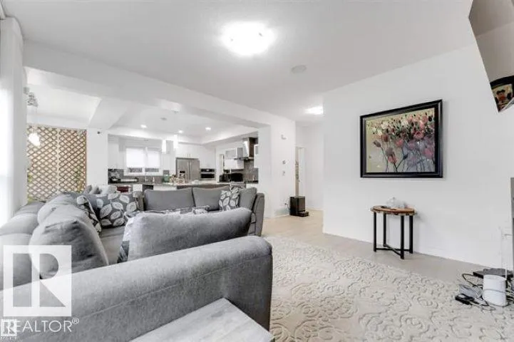 718 CHARLESWORTH Way