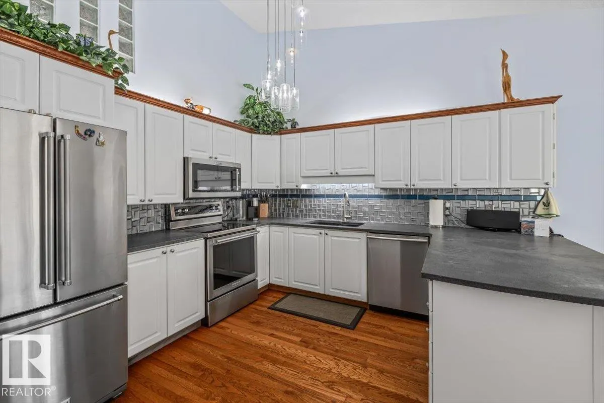 85 GERVAIS Road