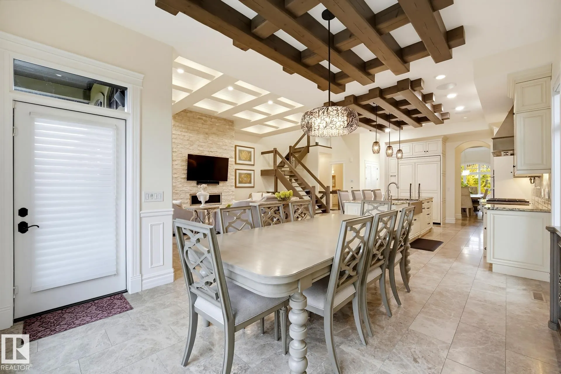 3 KINGSMEADE Crescent