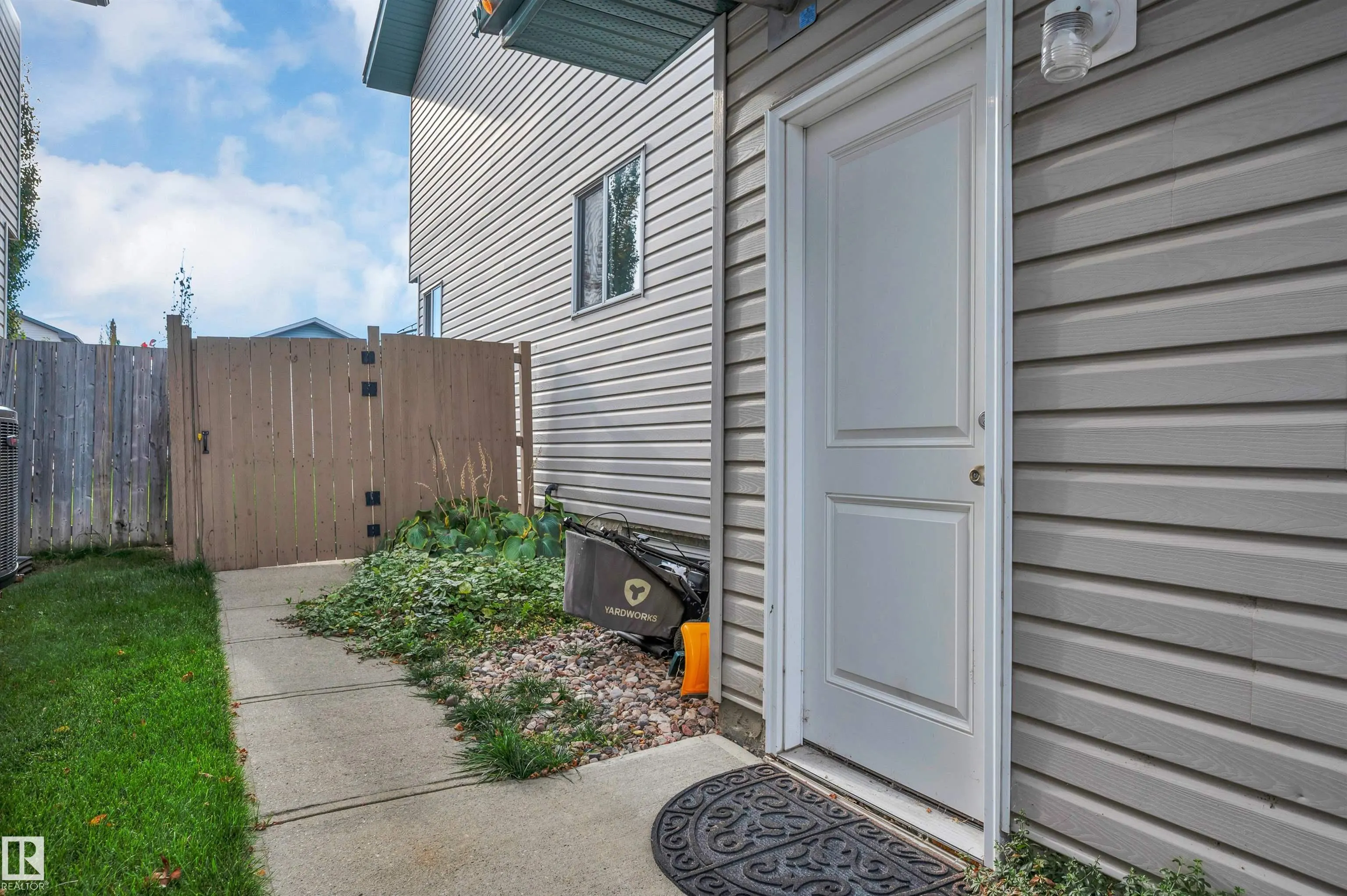 154 WESTPARK Way