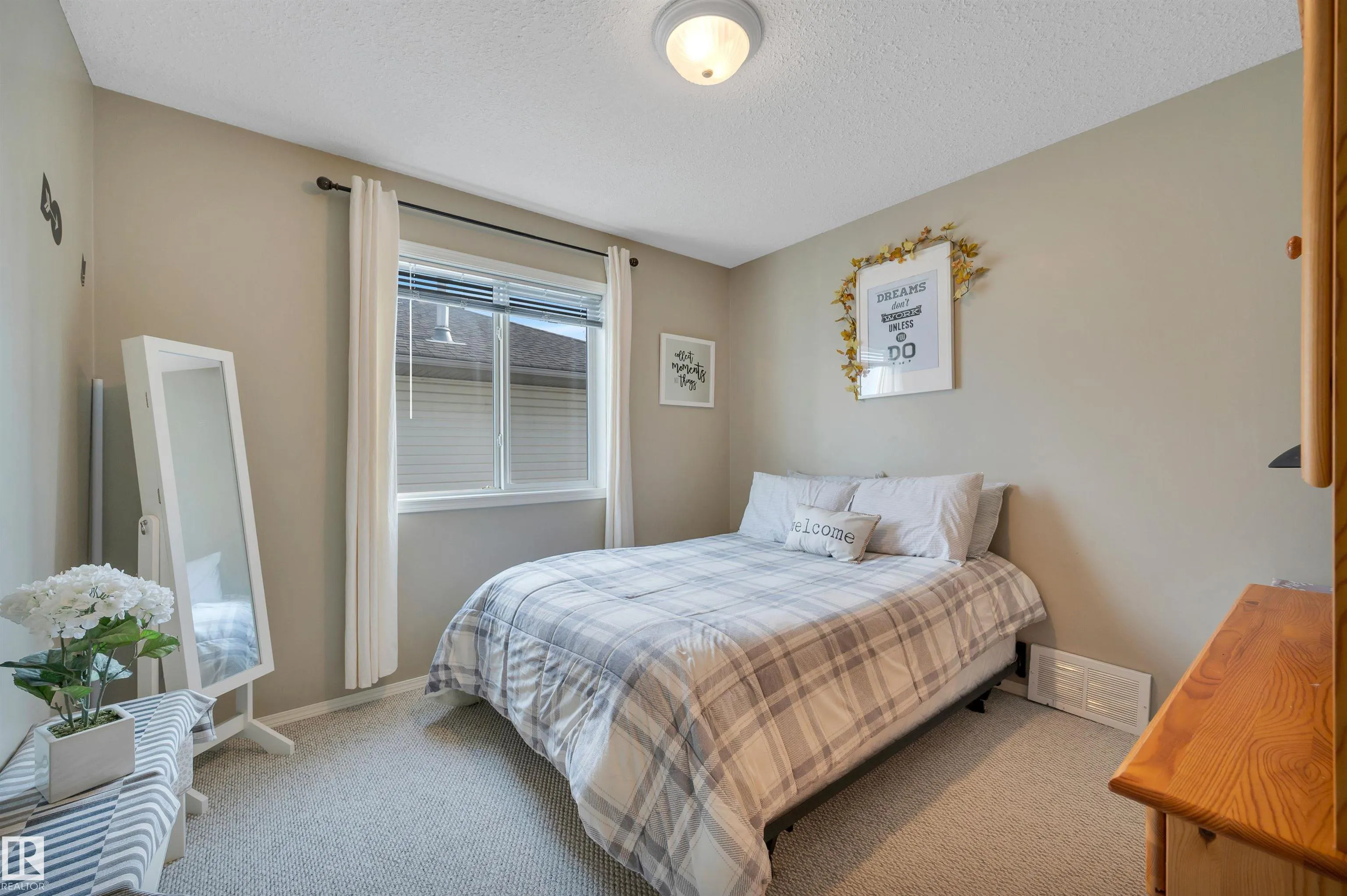 154 WESTPARK Way