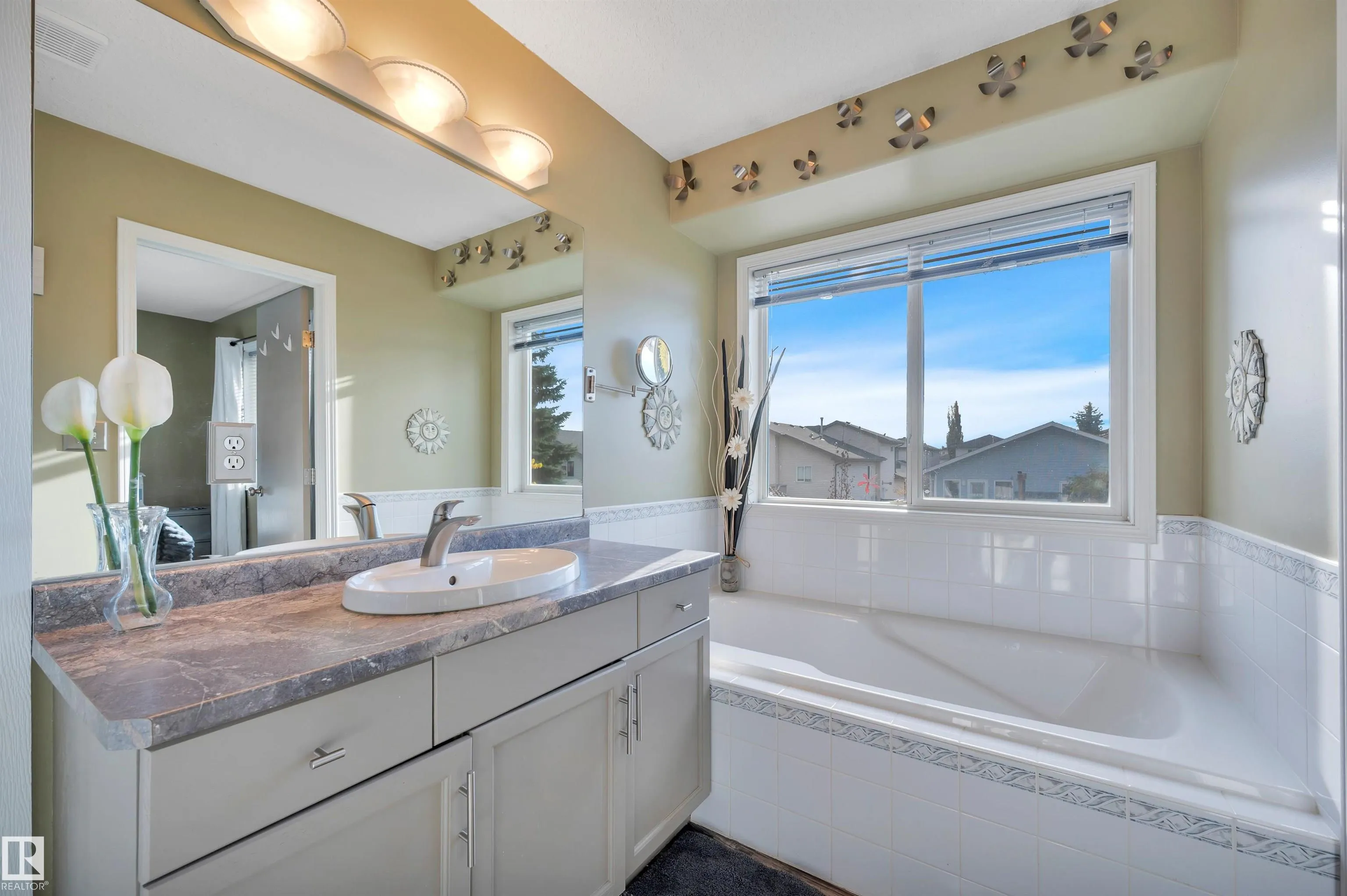 154 WESTPARK Way
