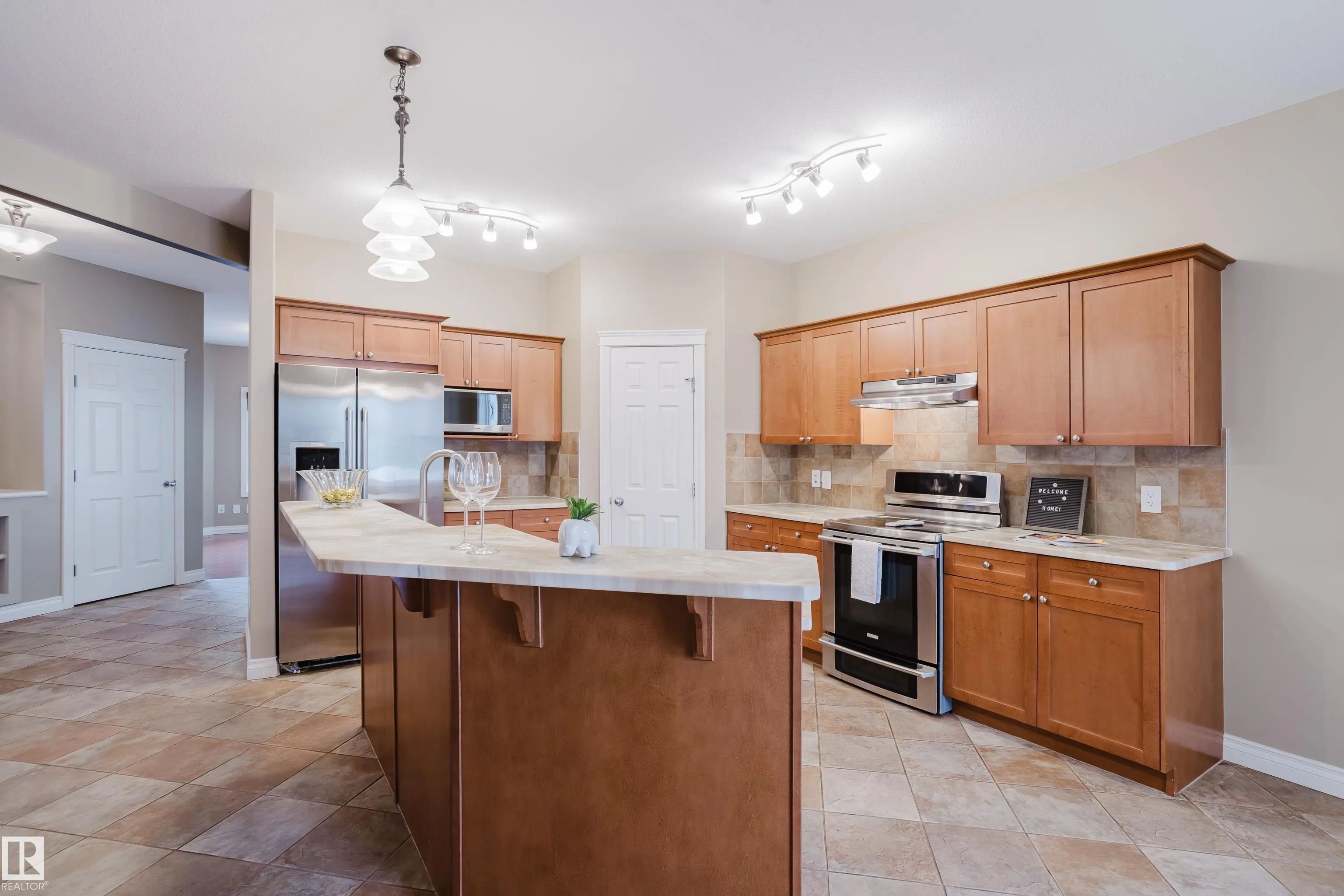 652 CRIMSON Drive