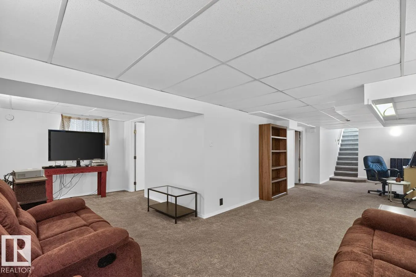6 MONT CLARE Place