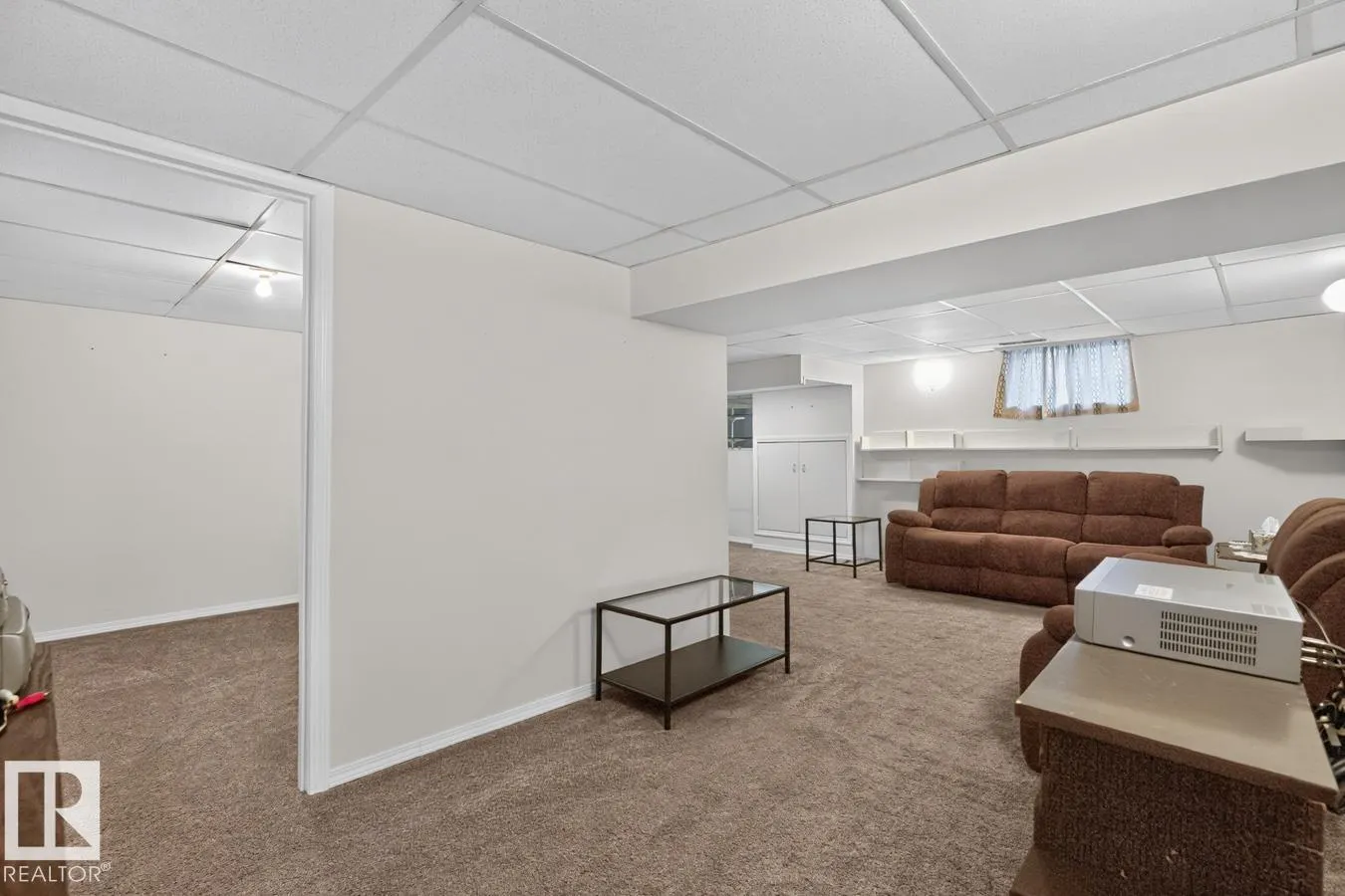 6 MONT CLARE Place