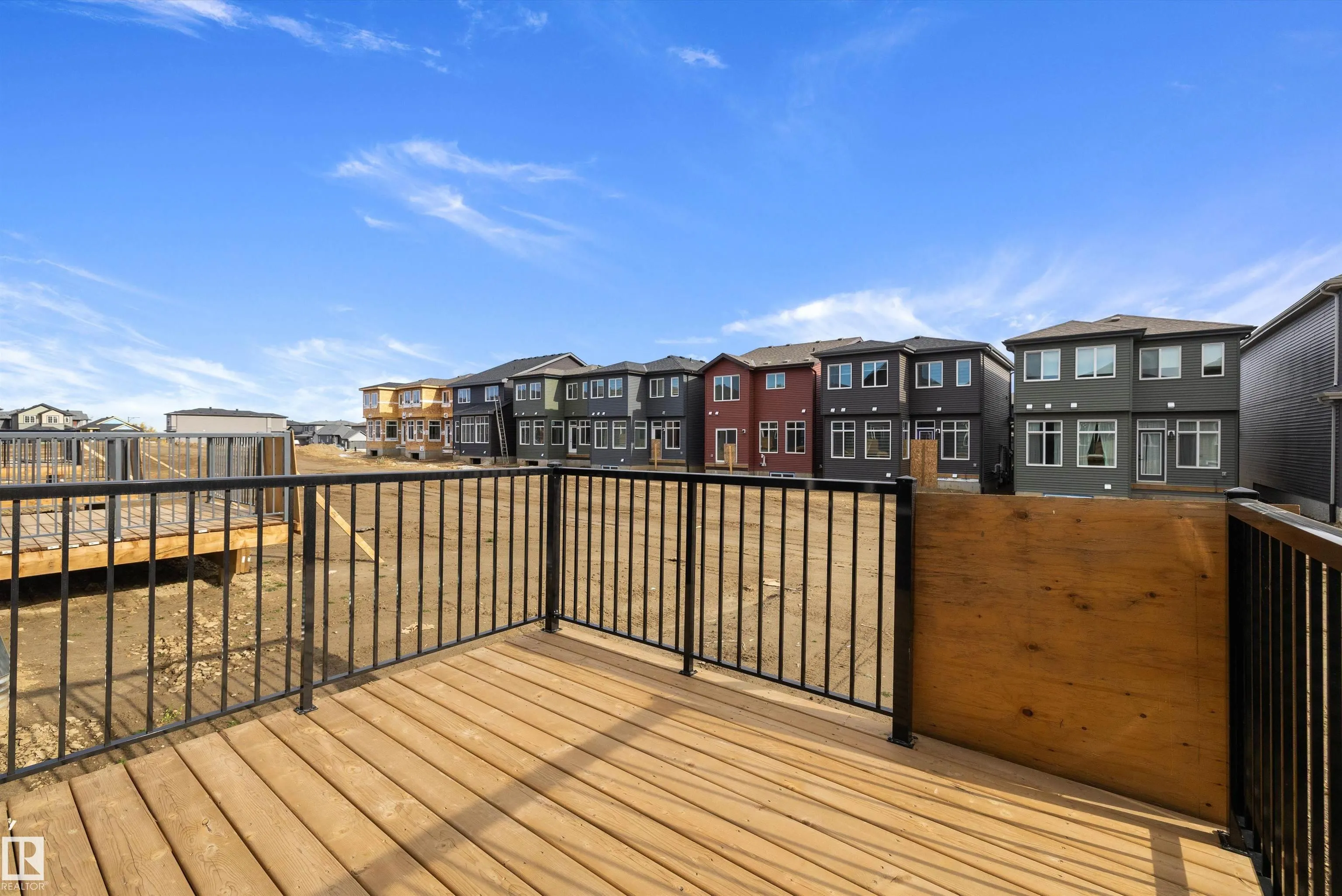 1774 Crossbill Loop