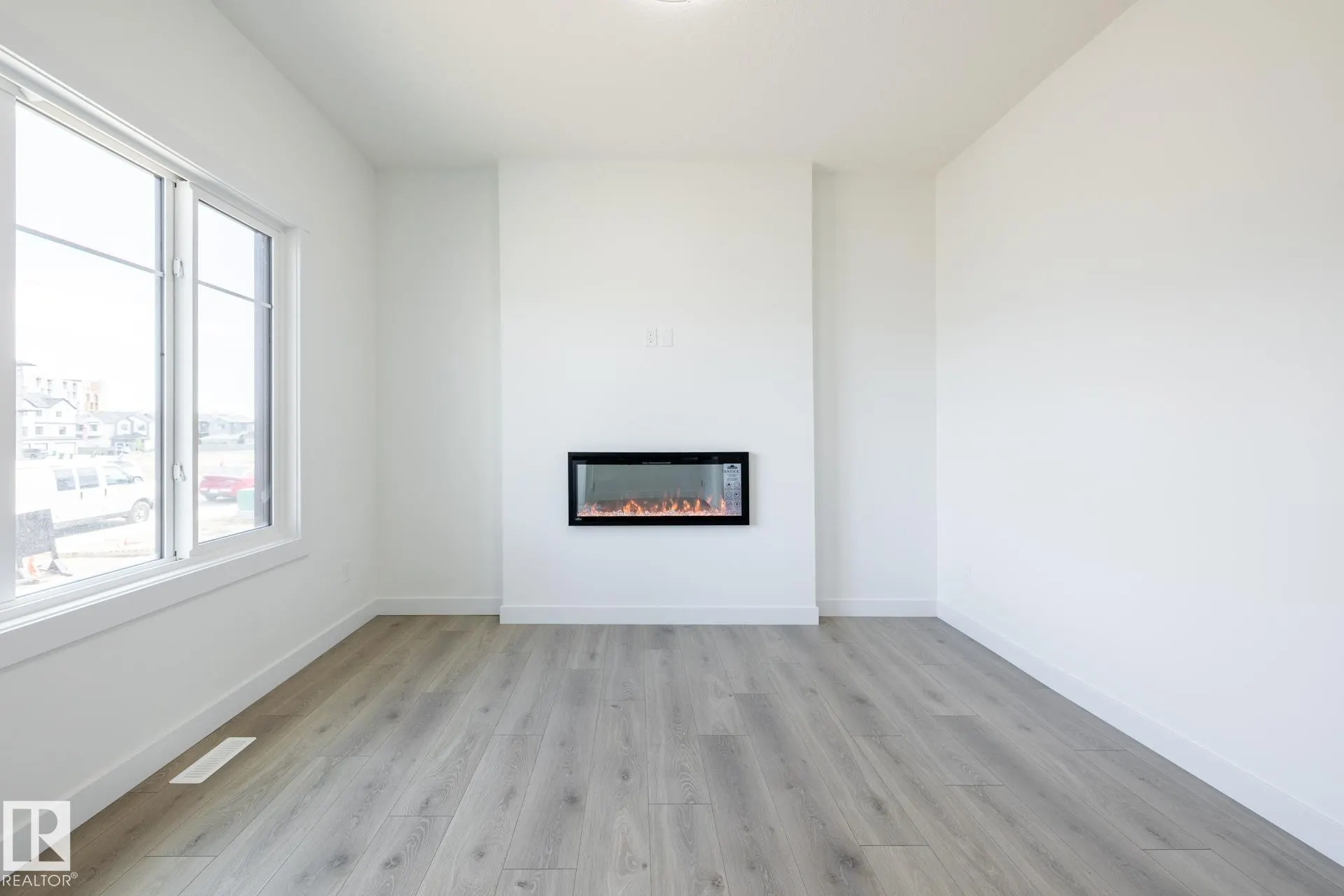 612 Ashgrove Circle