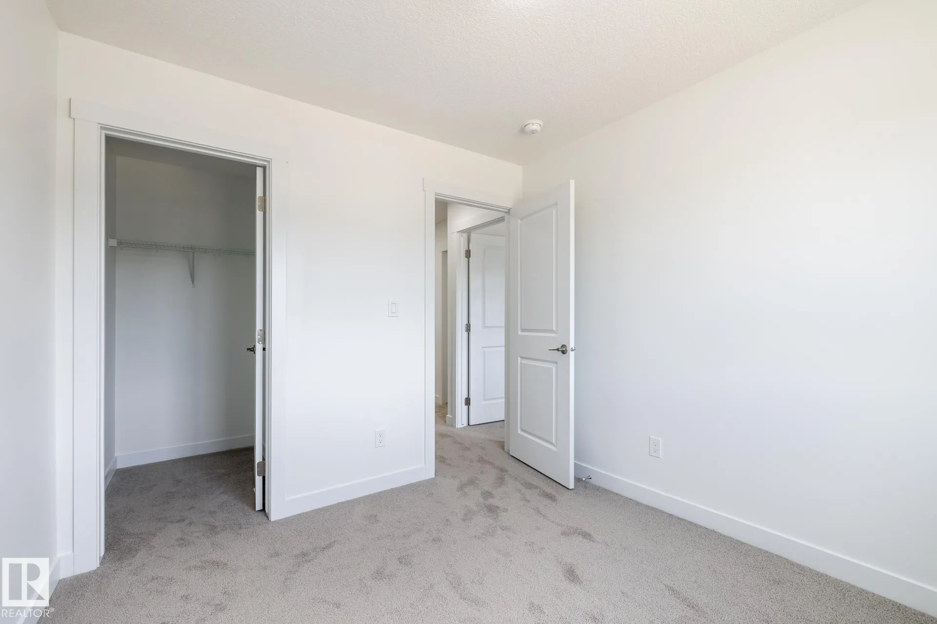 612 Ashgrove Circle