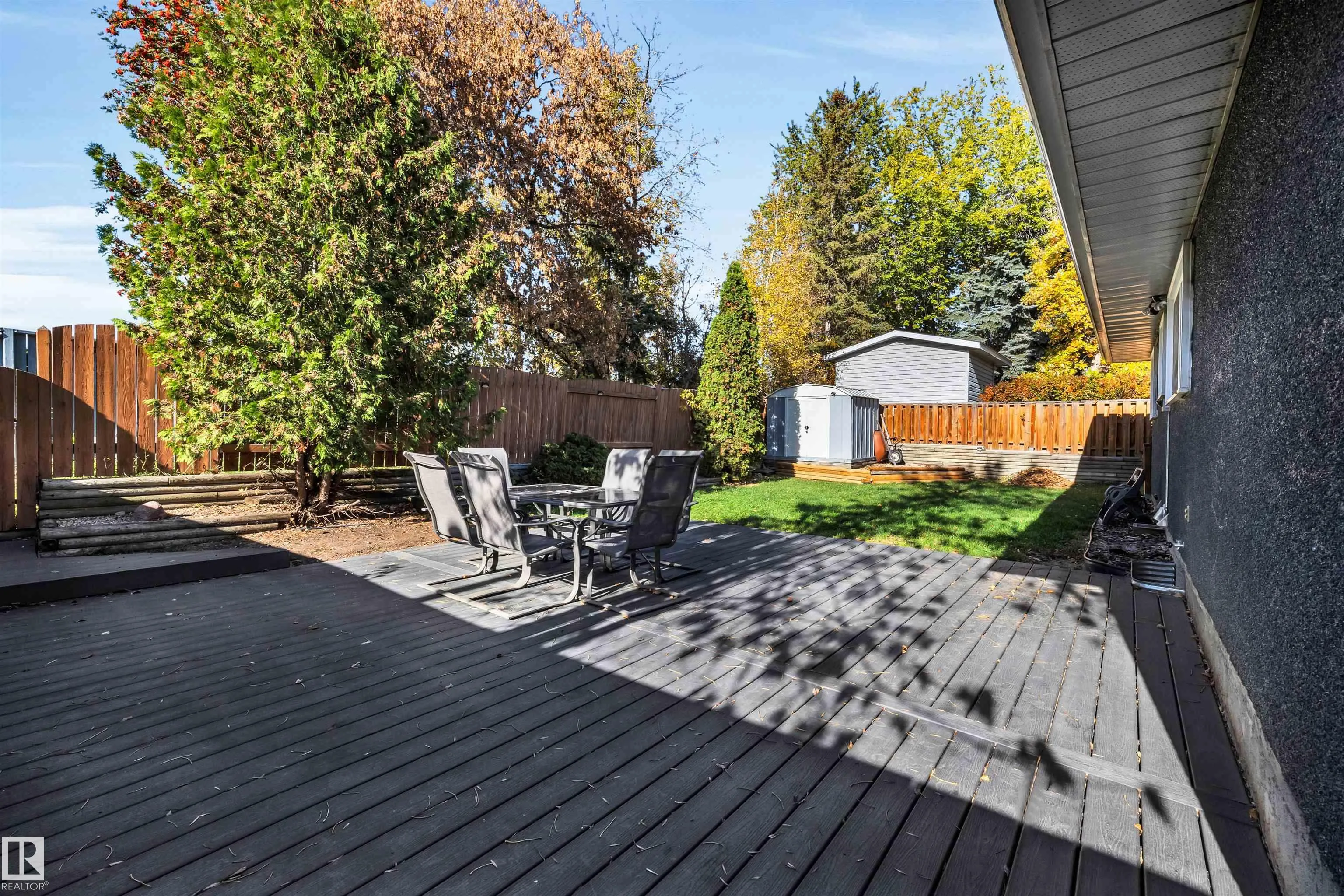 40 GLENHAVEN Crescent