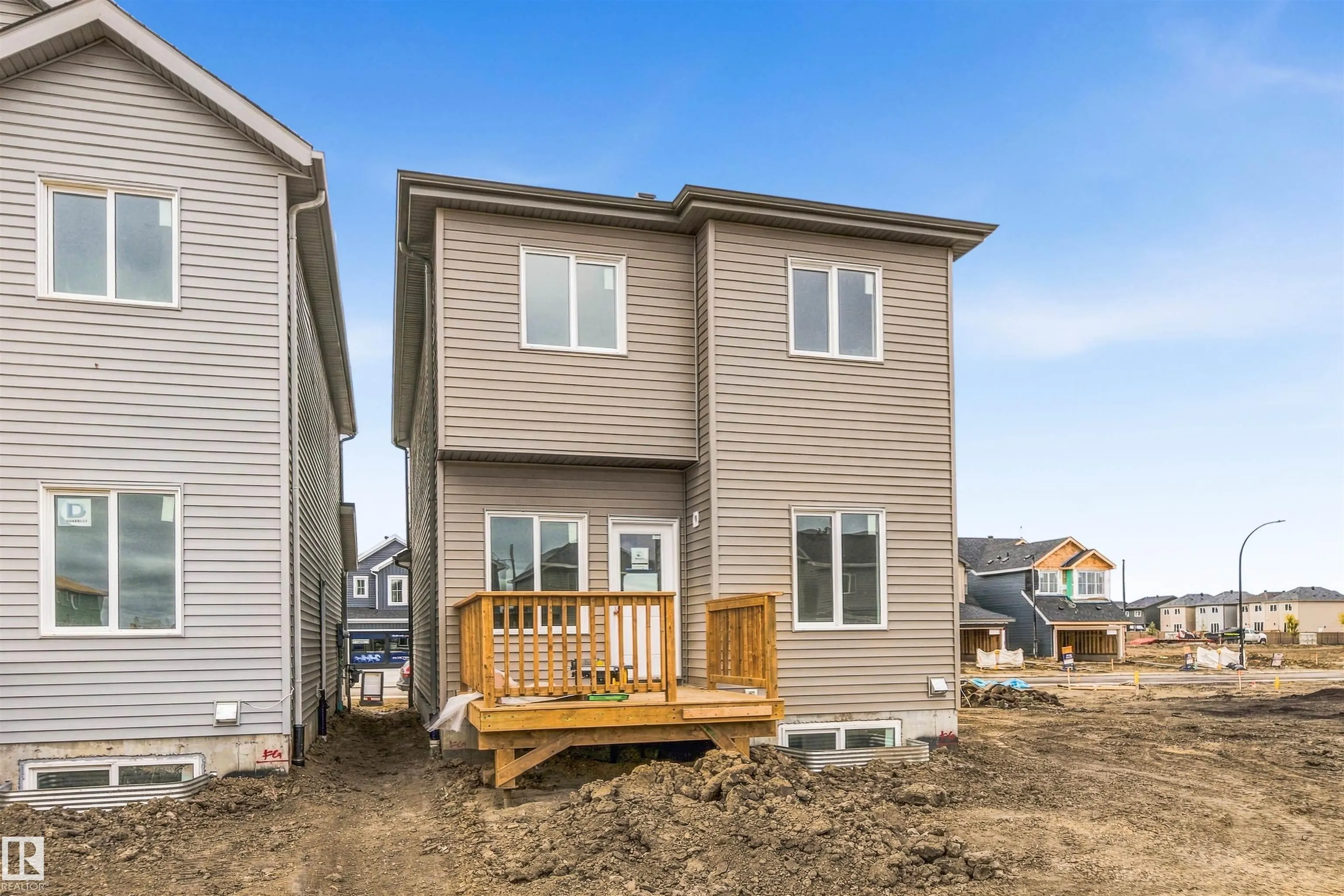 614 Ashgrove Circle