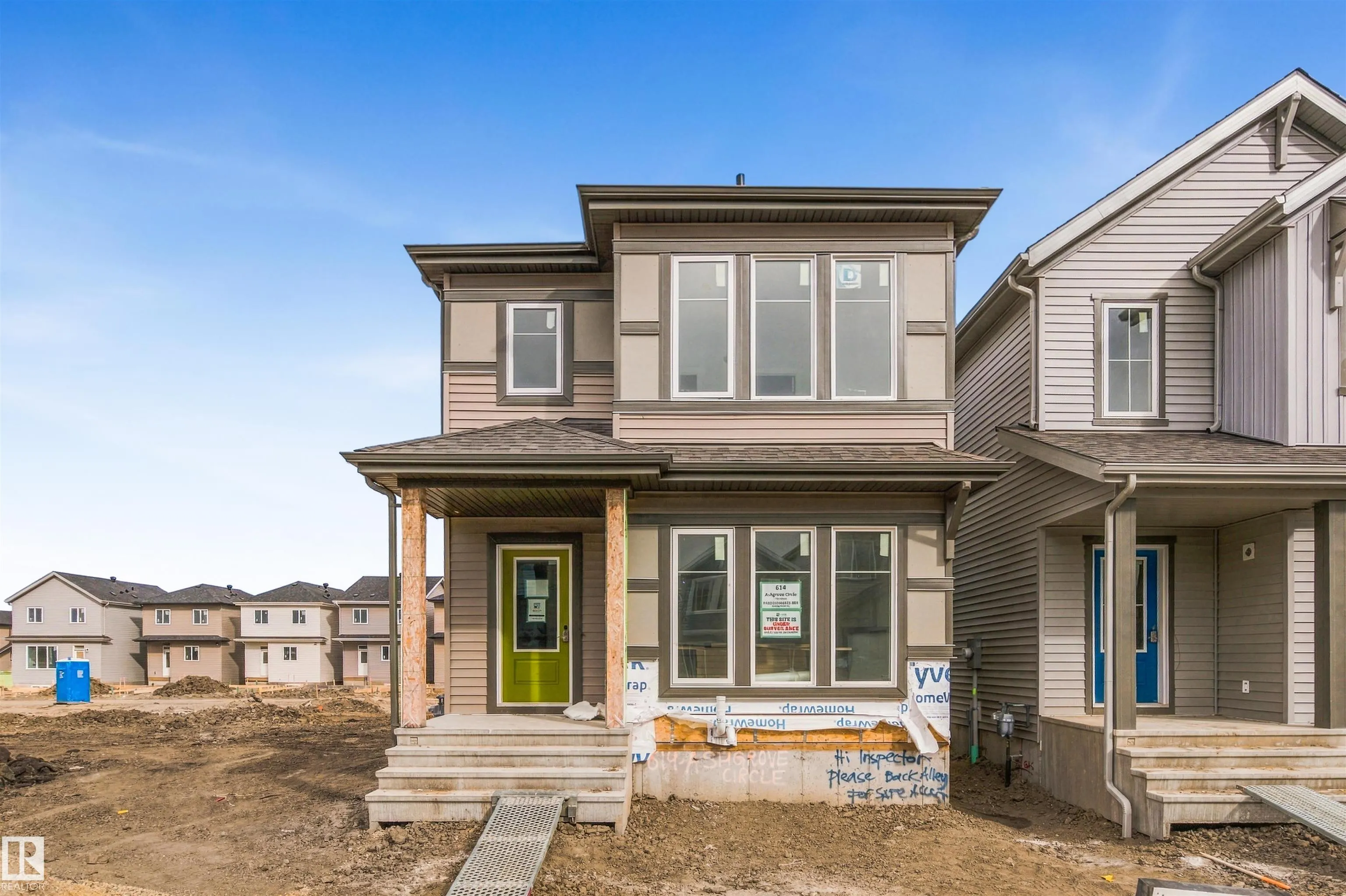 614 Ashgrove Circle