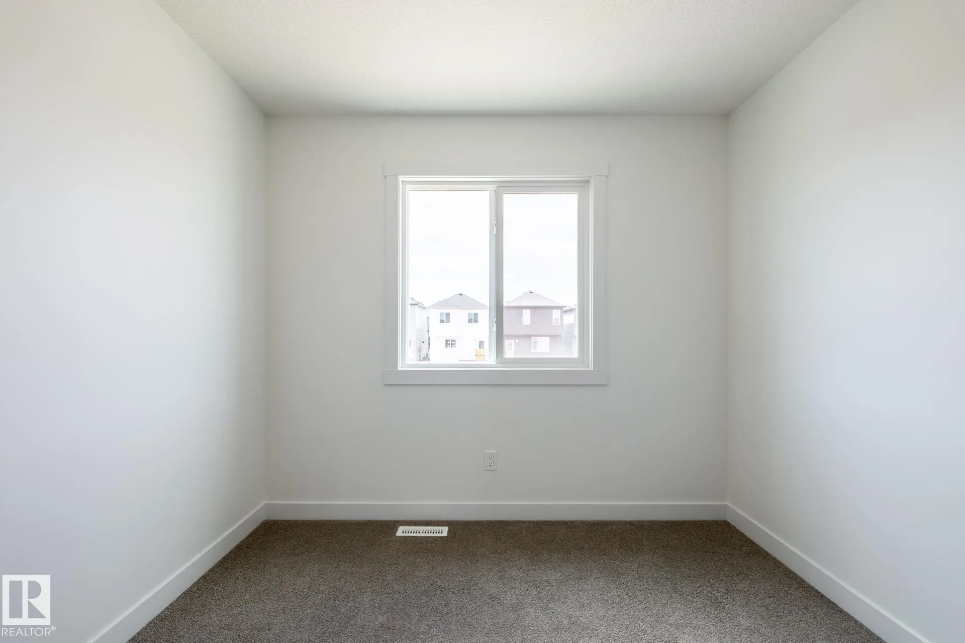 614 Ashgrove Circle