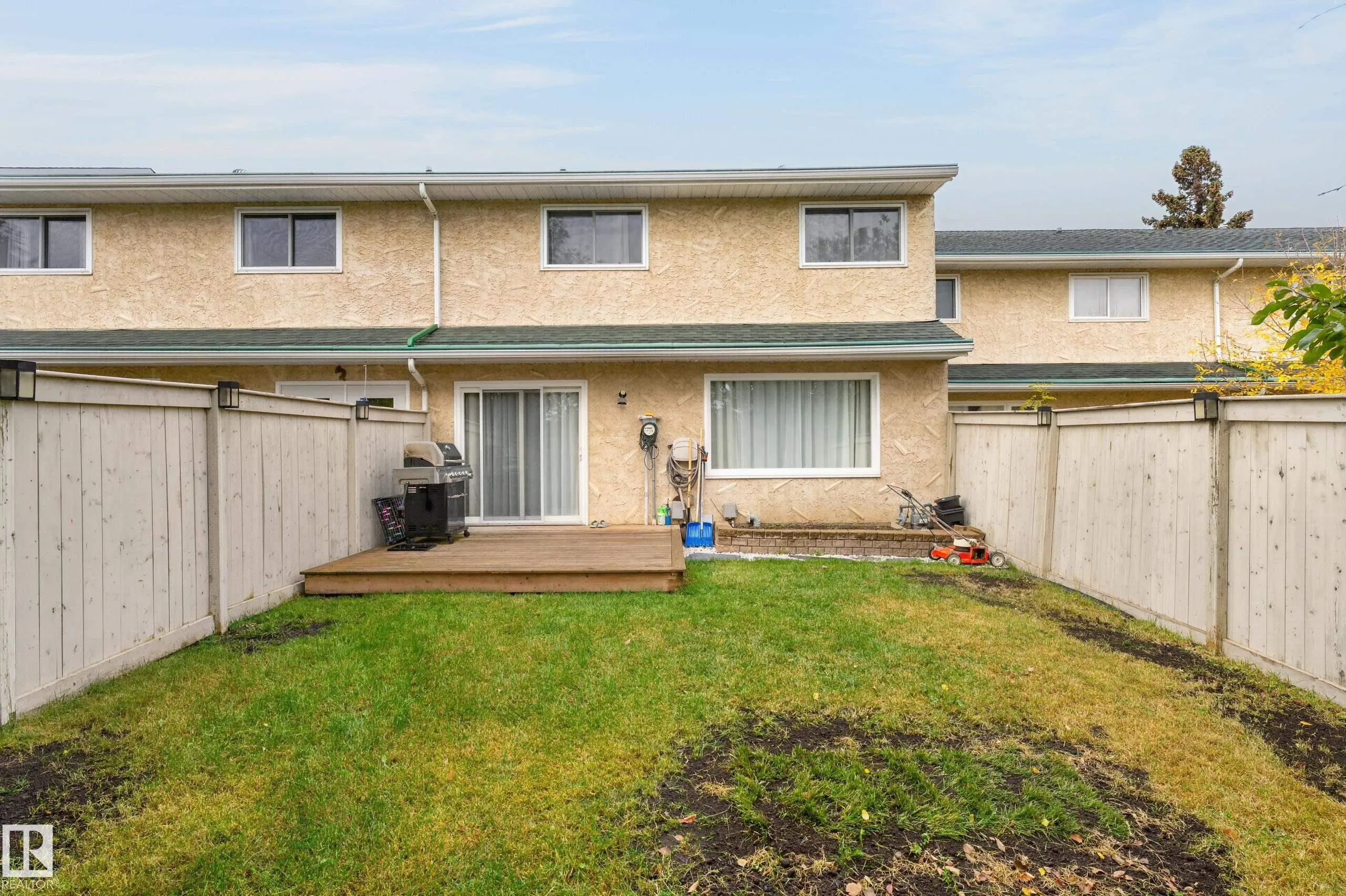 176 CALLINGWOOD Place