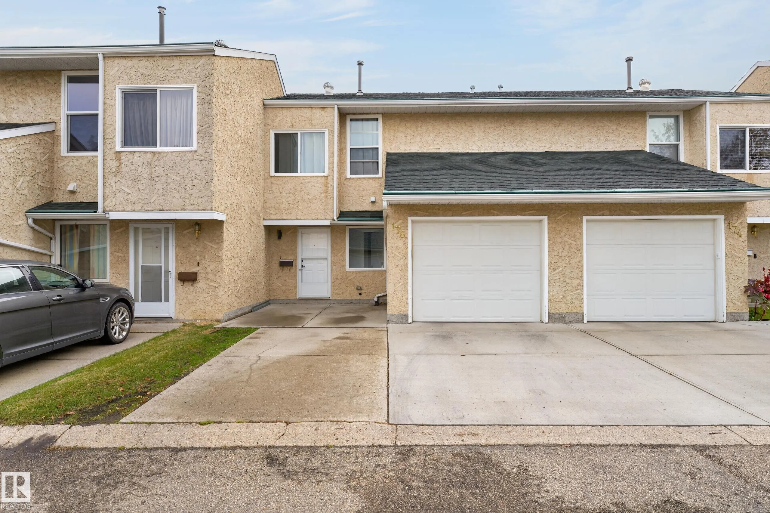 176 CALLINGWOOD Place