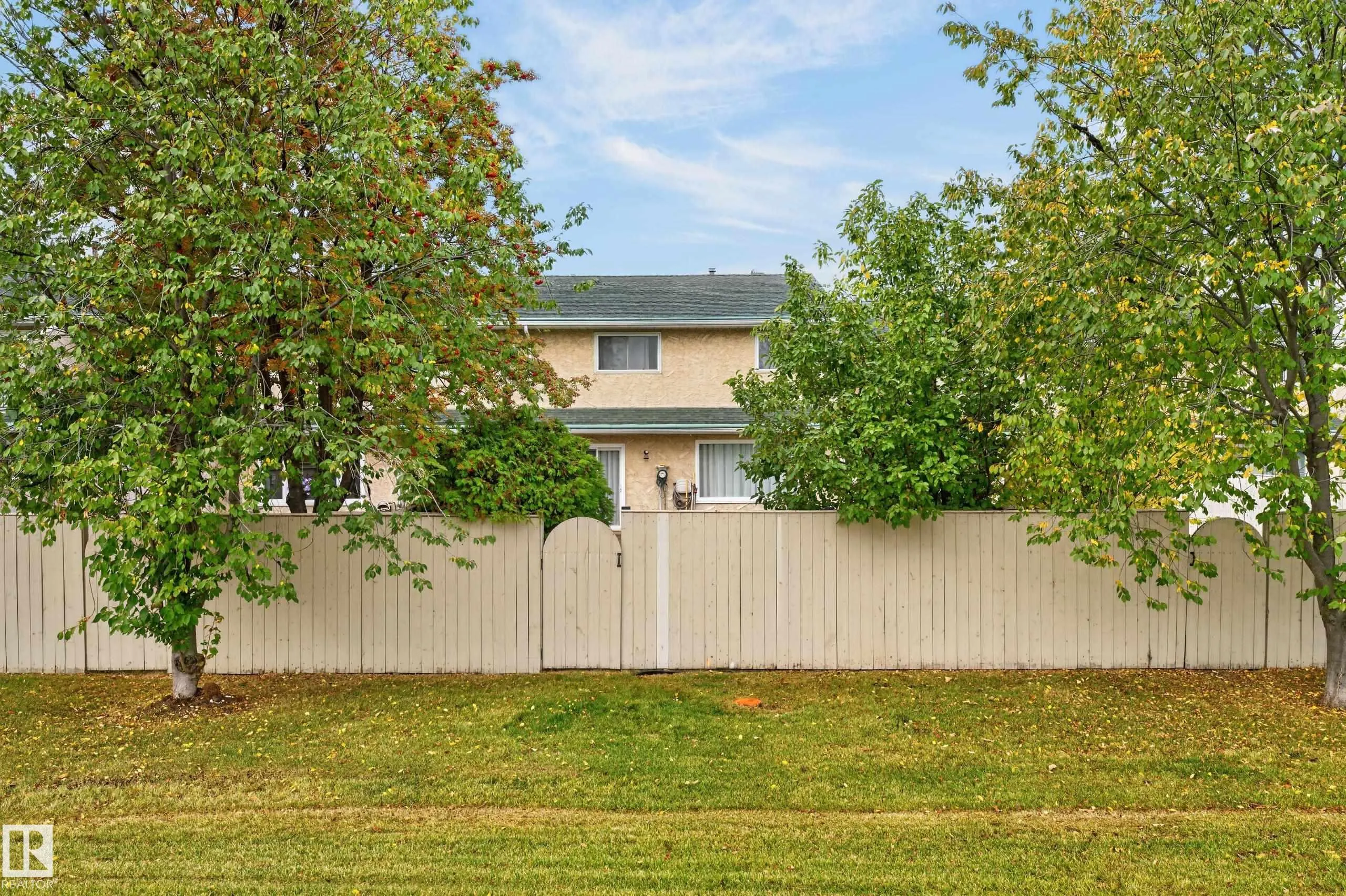 176 CALLINGWOOD Place