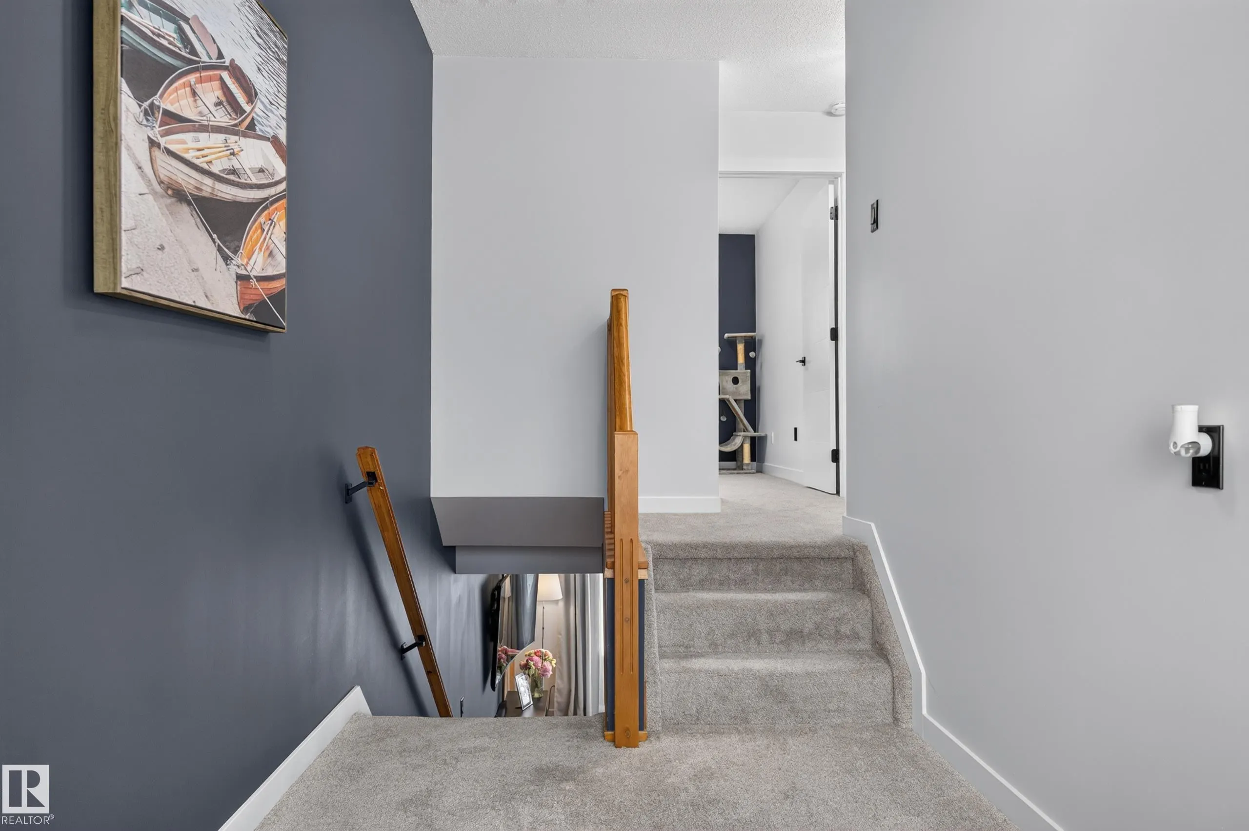 176 CALLINGWOOD Place