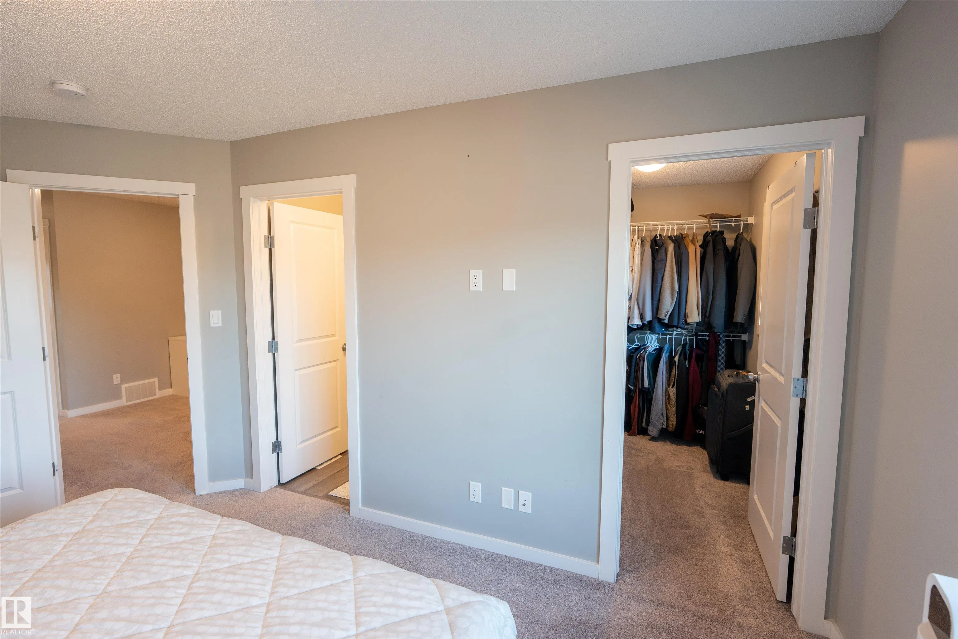 2310 WONNACOTT Crescent