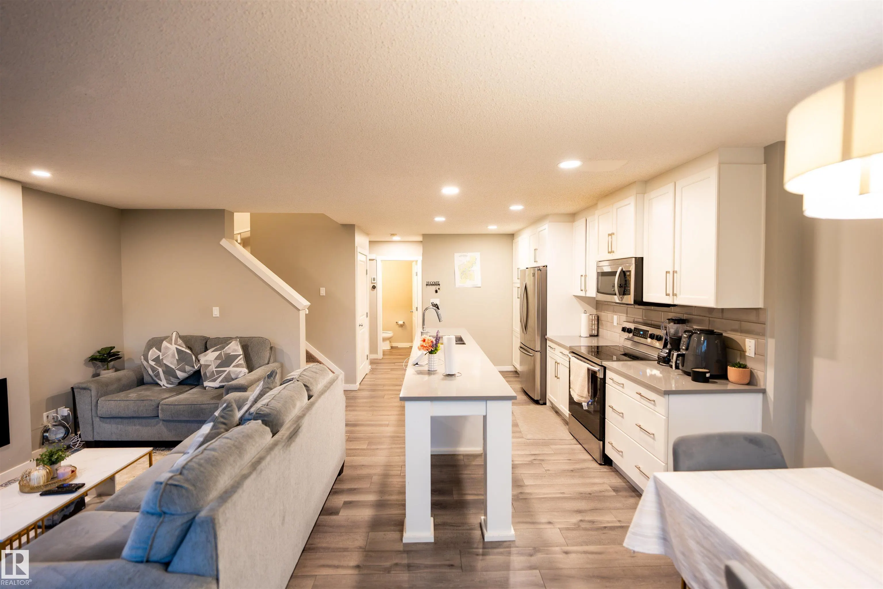 2310 WONNACOTT Crescent