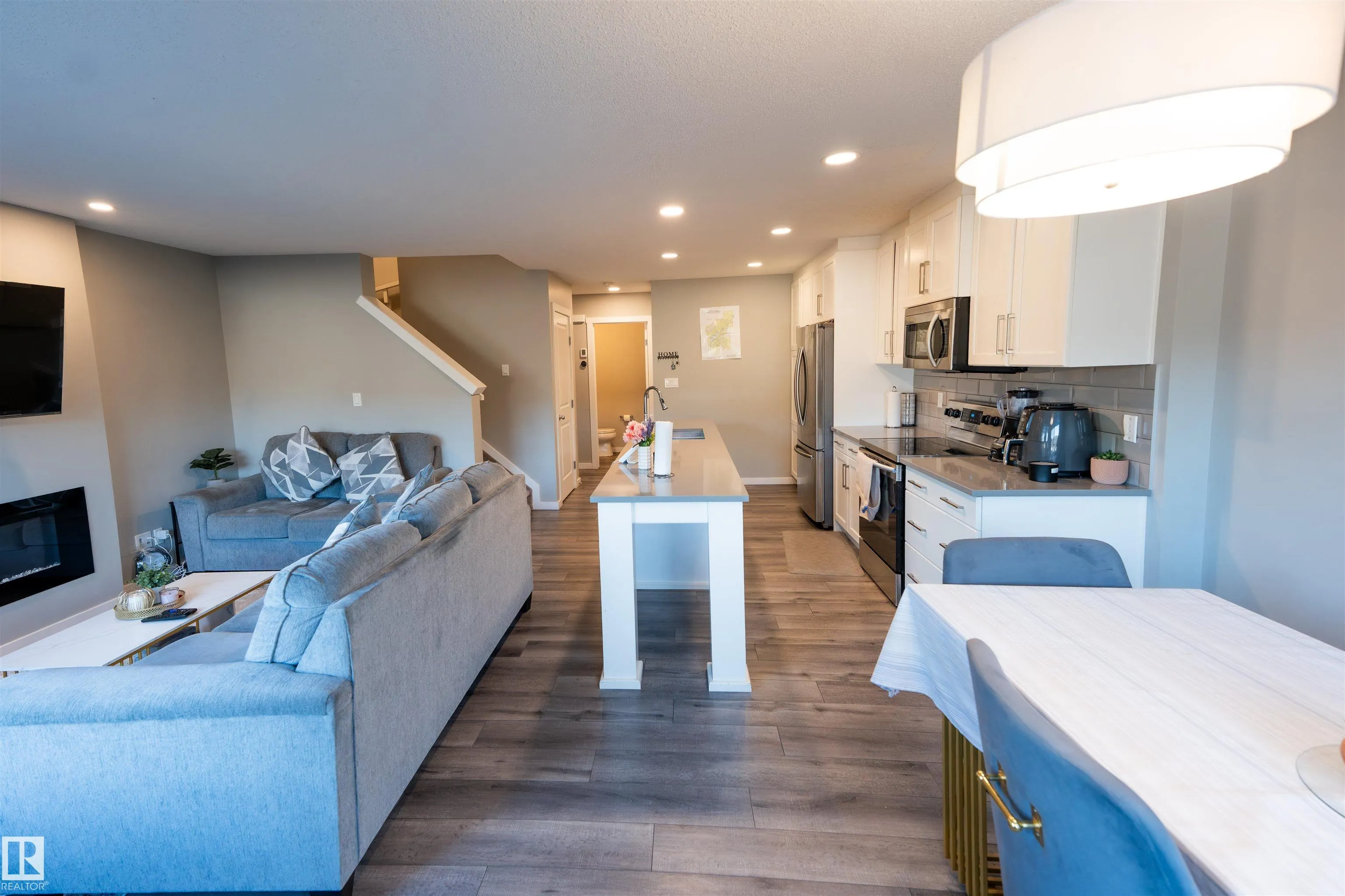 2310 WONNACOTT Crescent