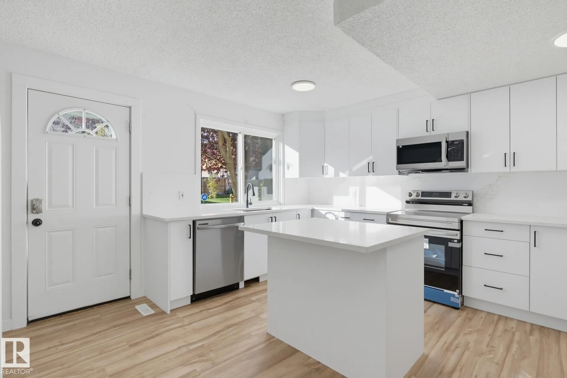 133 WOODSTOCK